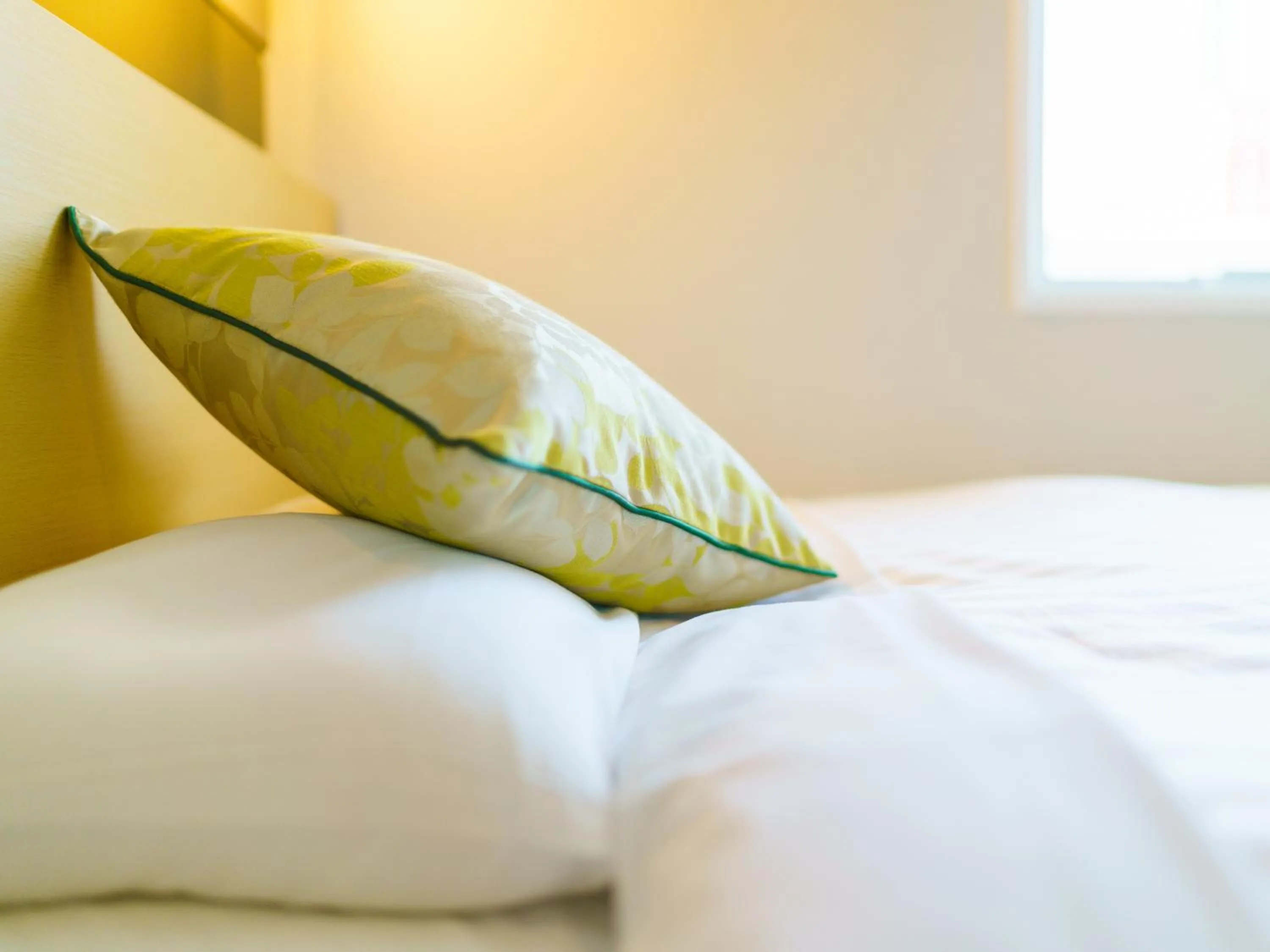 Decorative detail, Bed in Super Hotel Premier Osaka Honmachi Ekimae Natural Hot Springs