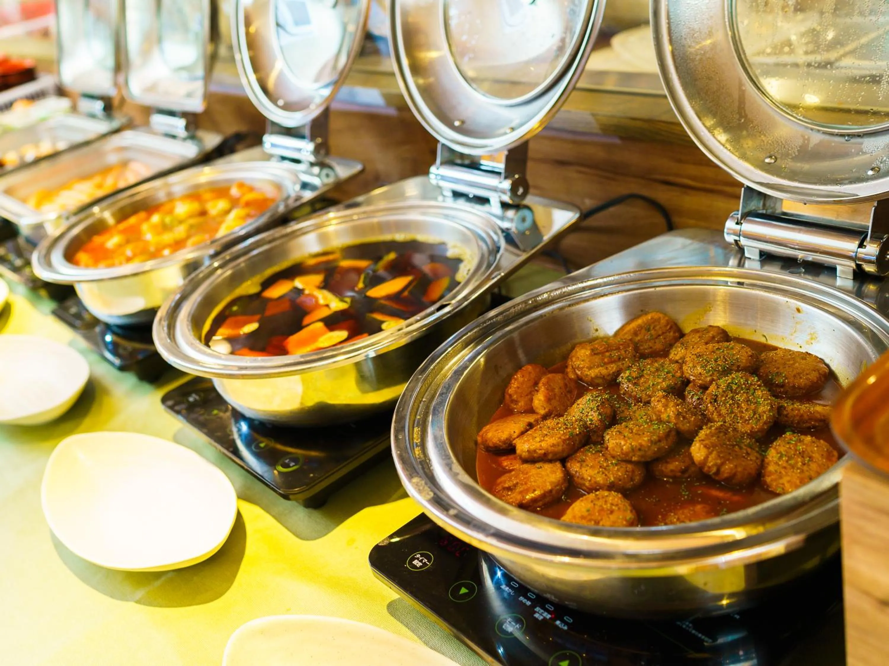 Buffet breakfast in Super Hotel Premier Osaka Honmachi Ekimae Natural Hot Springs