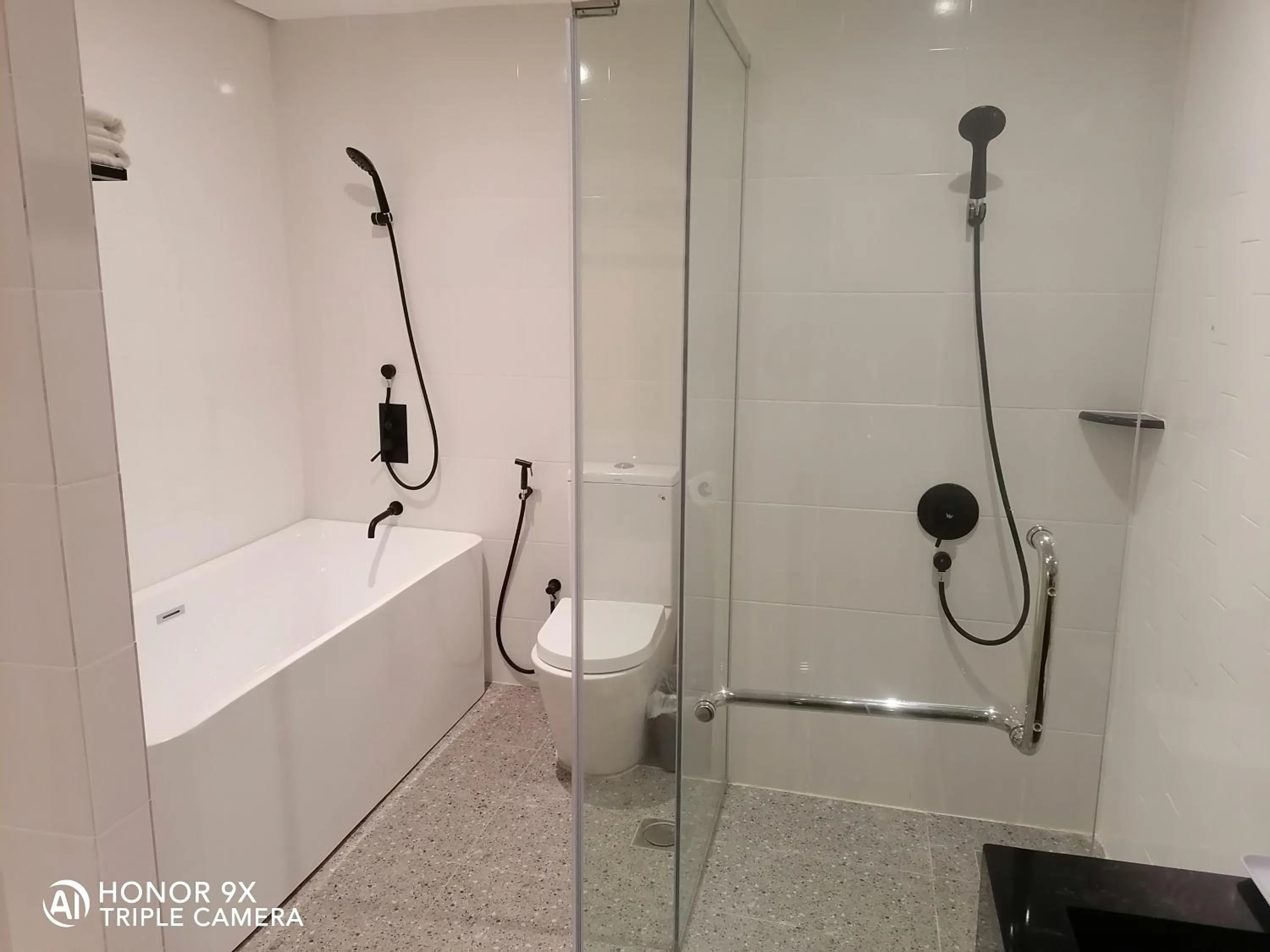 Bathroom in Crystal Crown Hotel Harbour View, Port Klang