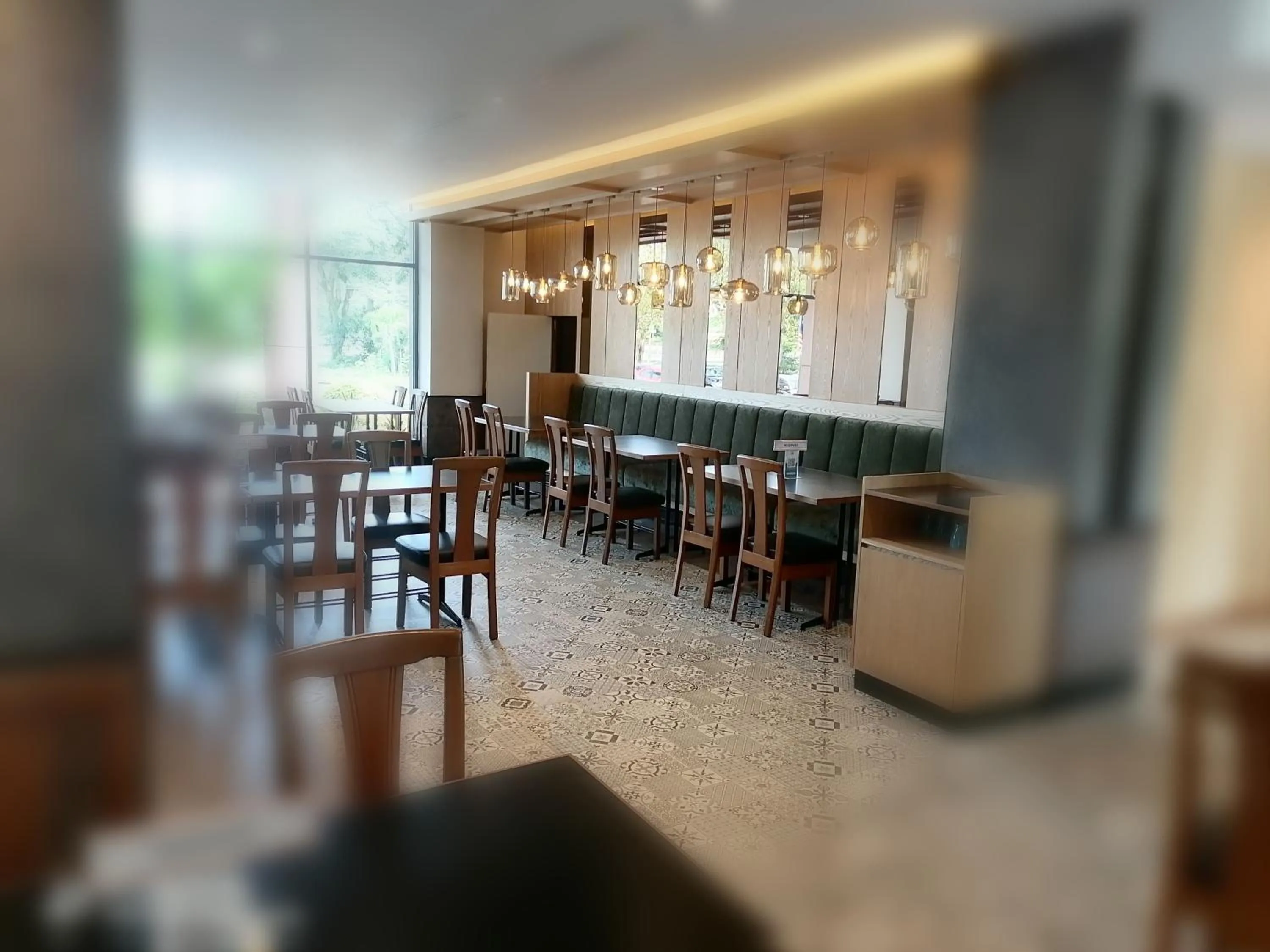 Restaurant/places to eat in Crystal Crown Hotel Harbour View, Port Klang