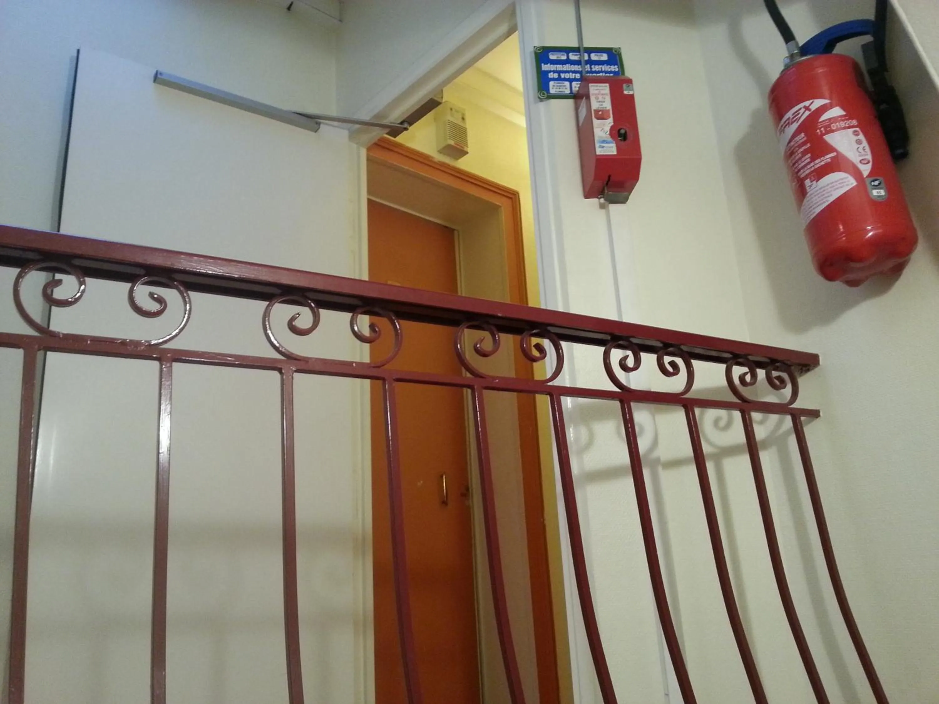 Decorative detail in Hipotel Paris Bastille Saint Antoine