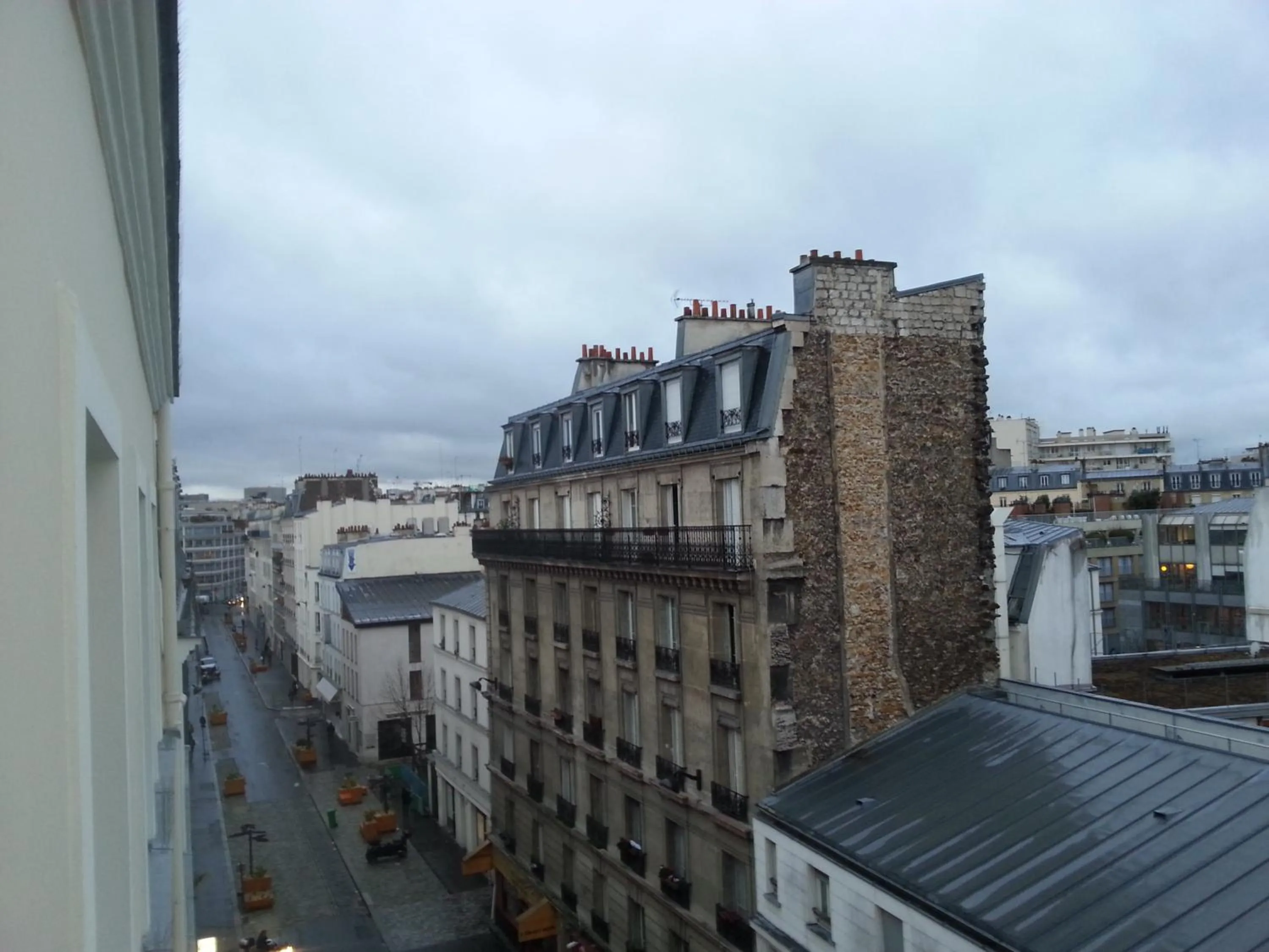 Landmark view in Hipotel Paris Bastille Saint Antoine