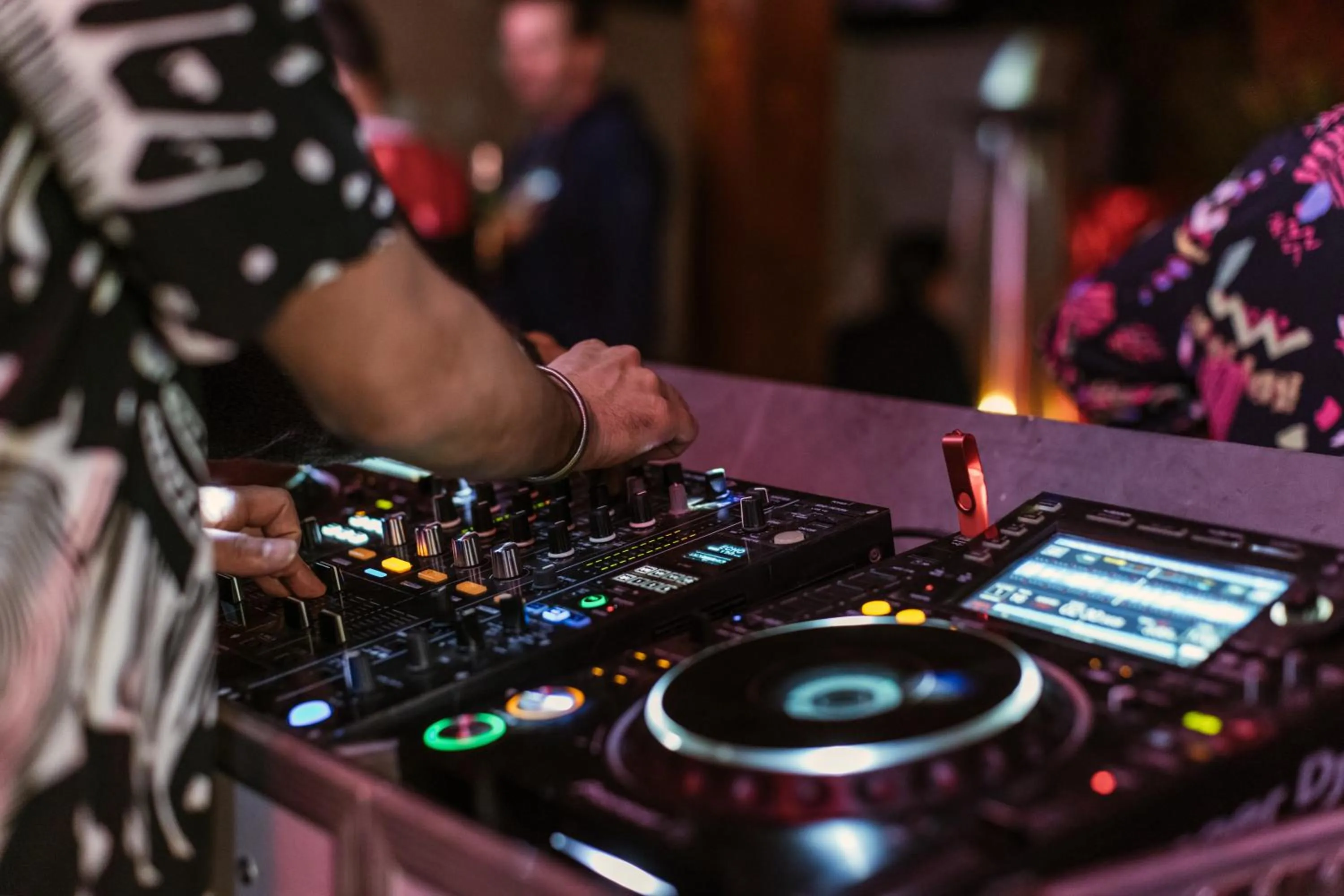 Nightclub / DJ in Cook’s Club El Gouna (Adults Only)