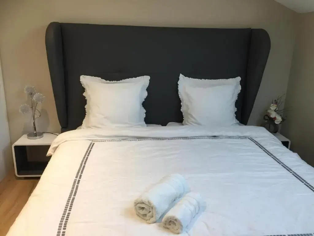 Classic Triple Room in Bienvenue A La Campagne Classic Triple Room in Bienvenue A La Campagne