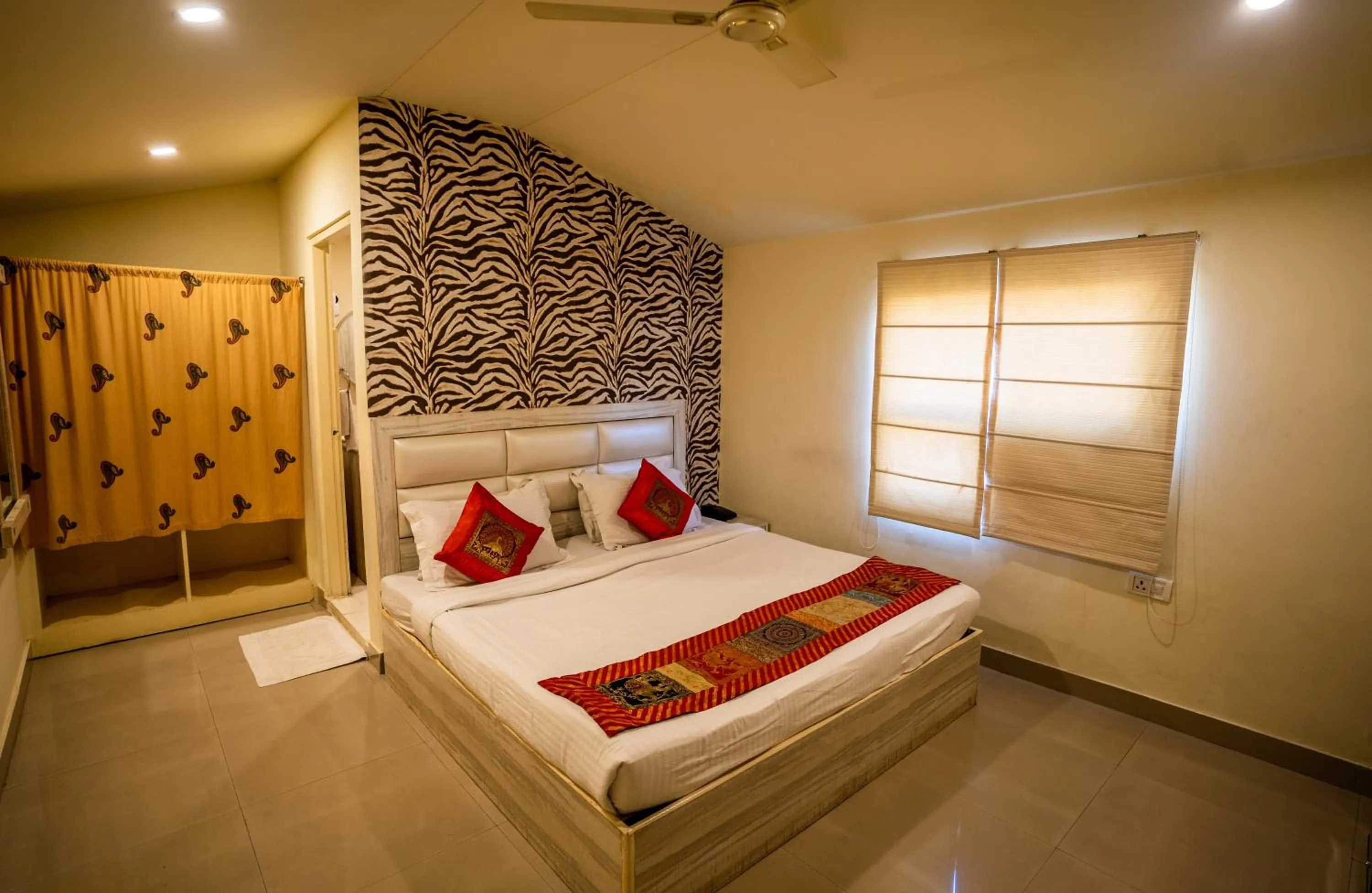 Bedroom, Bed in Shani Vilas Ranthambore