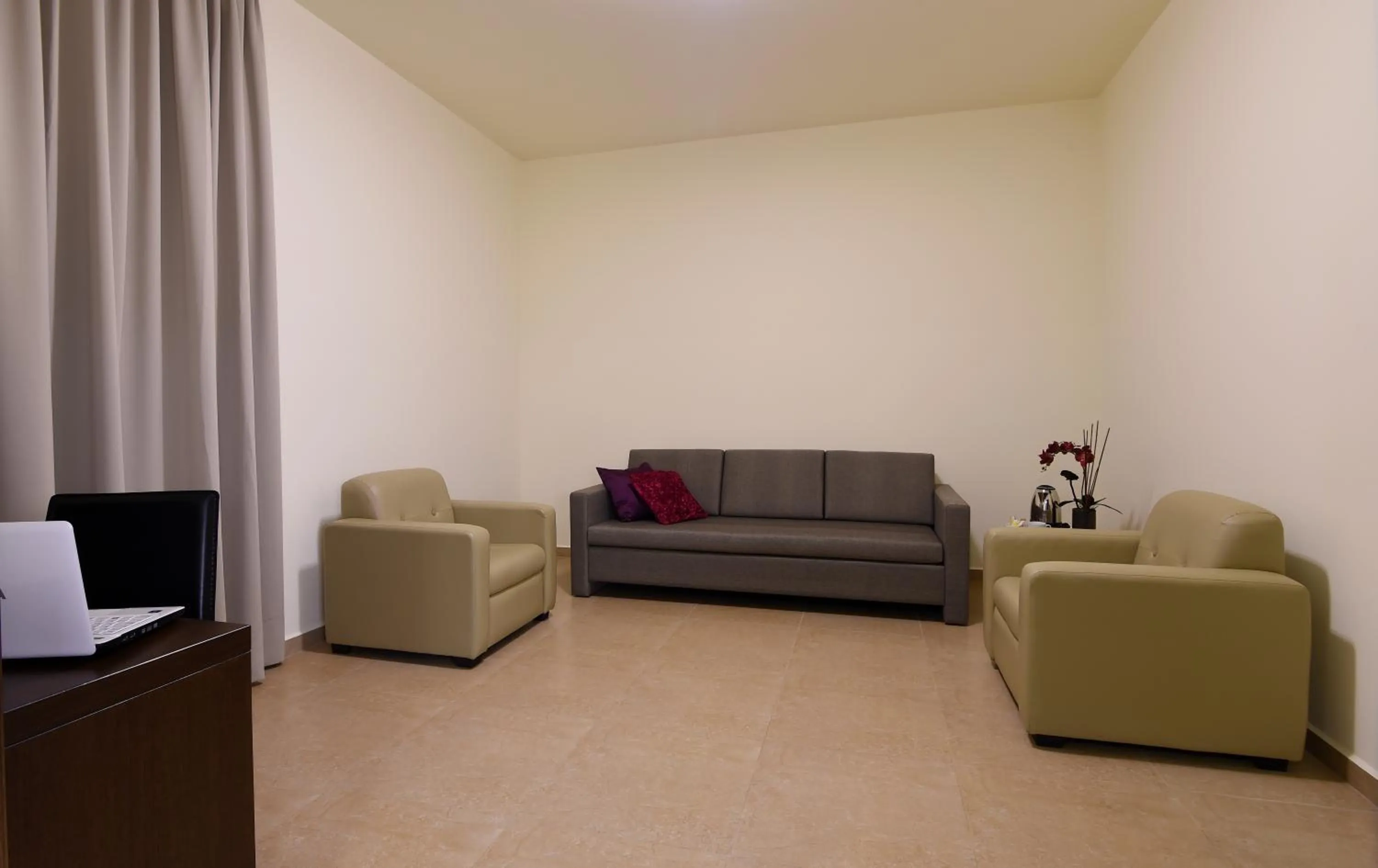 Living room in Byblostar Hotel