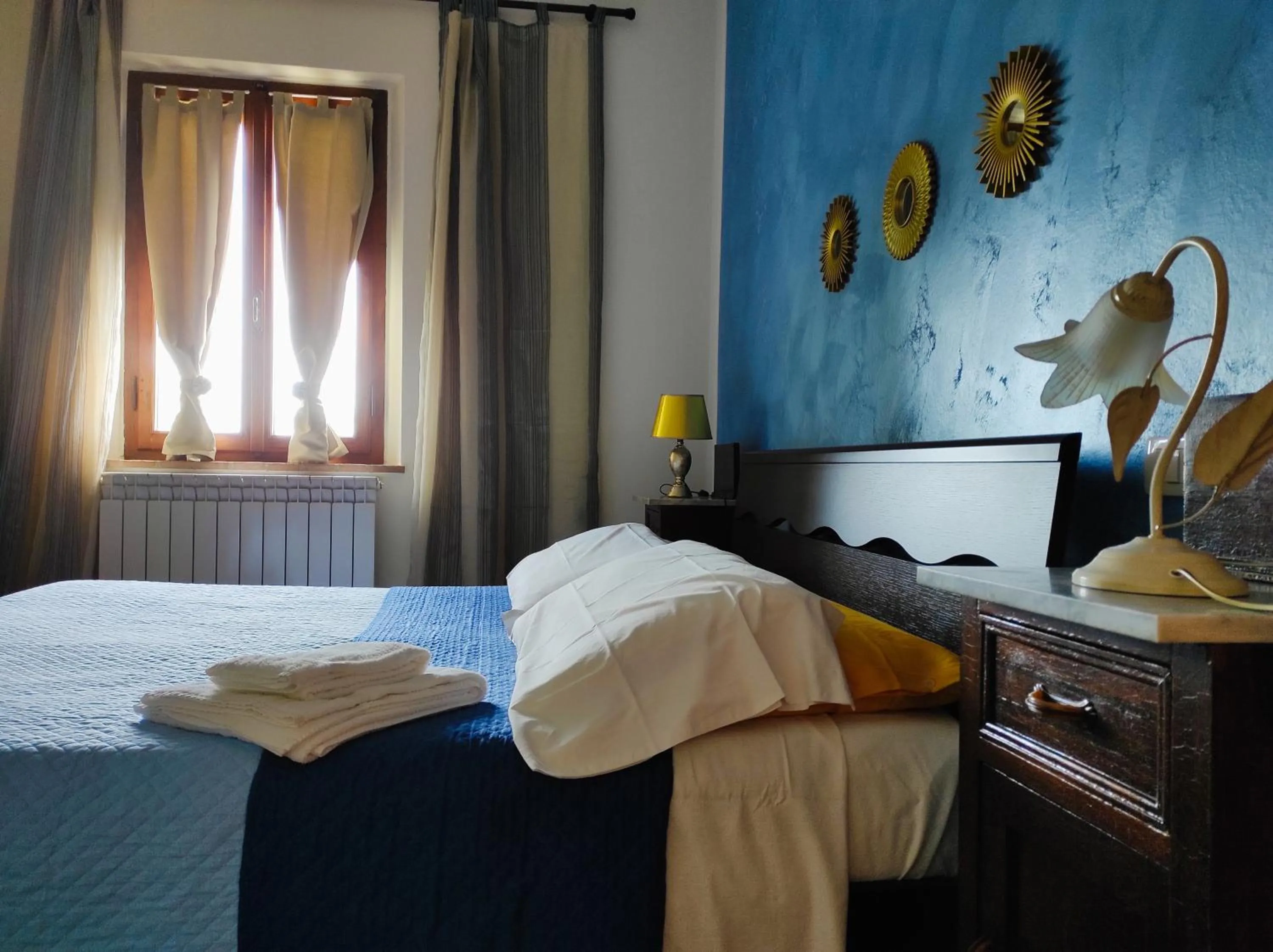 Bedroom, Bed in La Casa Tra Gli Ulivi