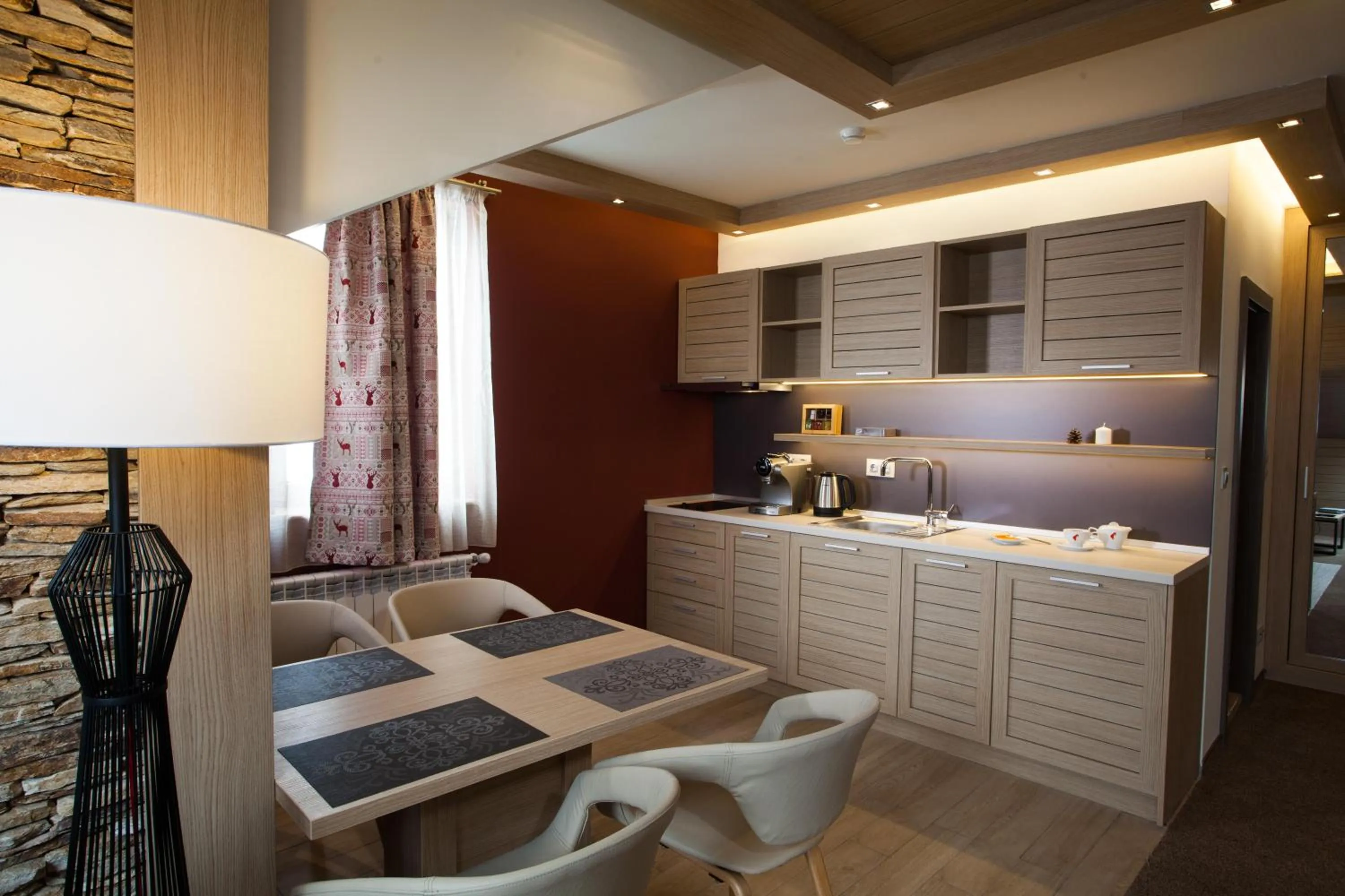 Dining area in Amira Boutique Hotel