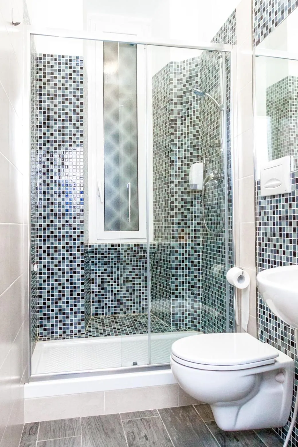 Shower in Re di Luna B&B