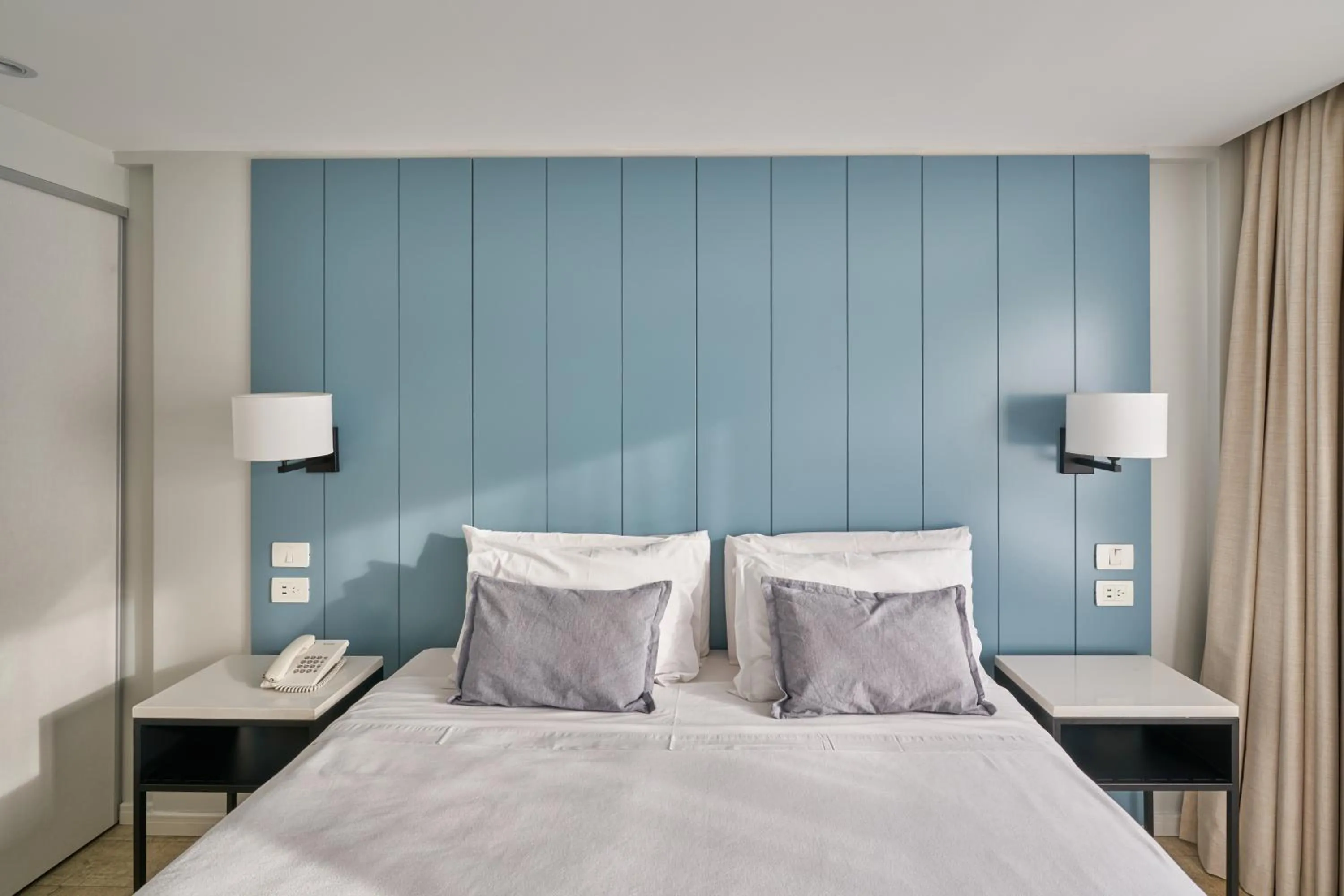 Bed in Almarena Apart & Hotel Boutique