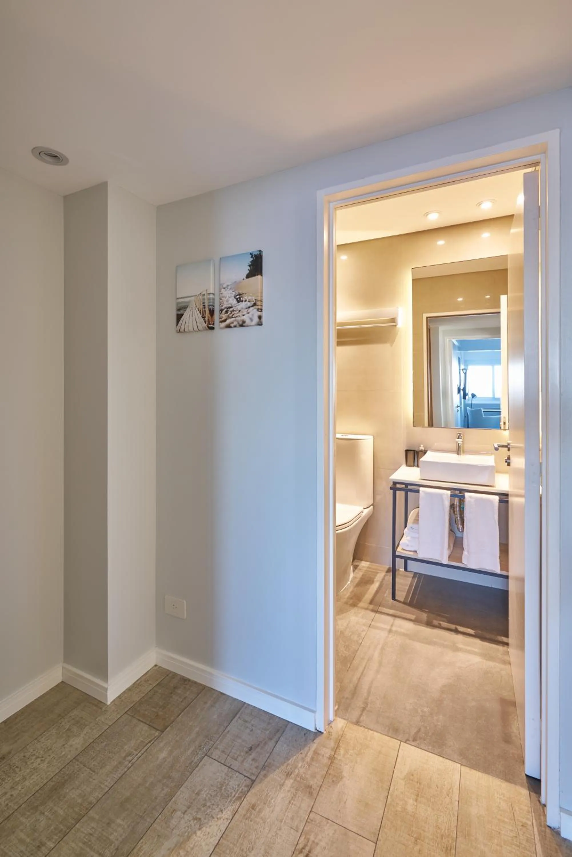 Bathroom, Bed in Almarena Apart & Hotel Boutique