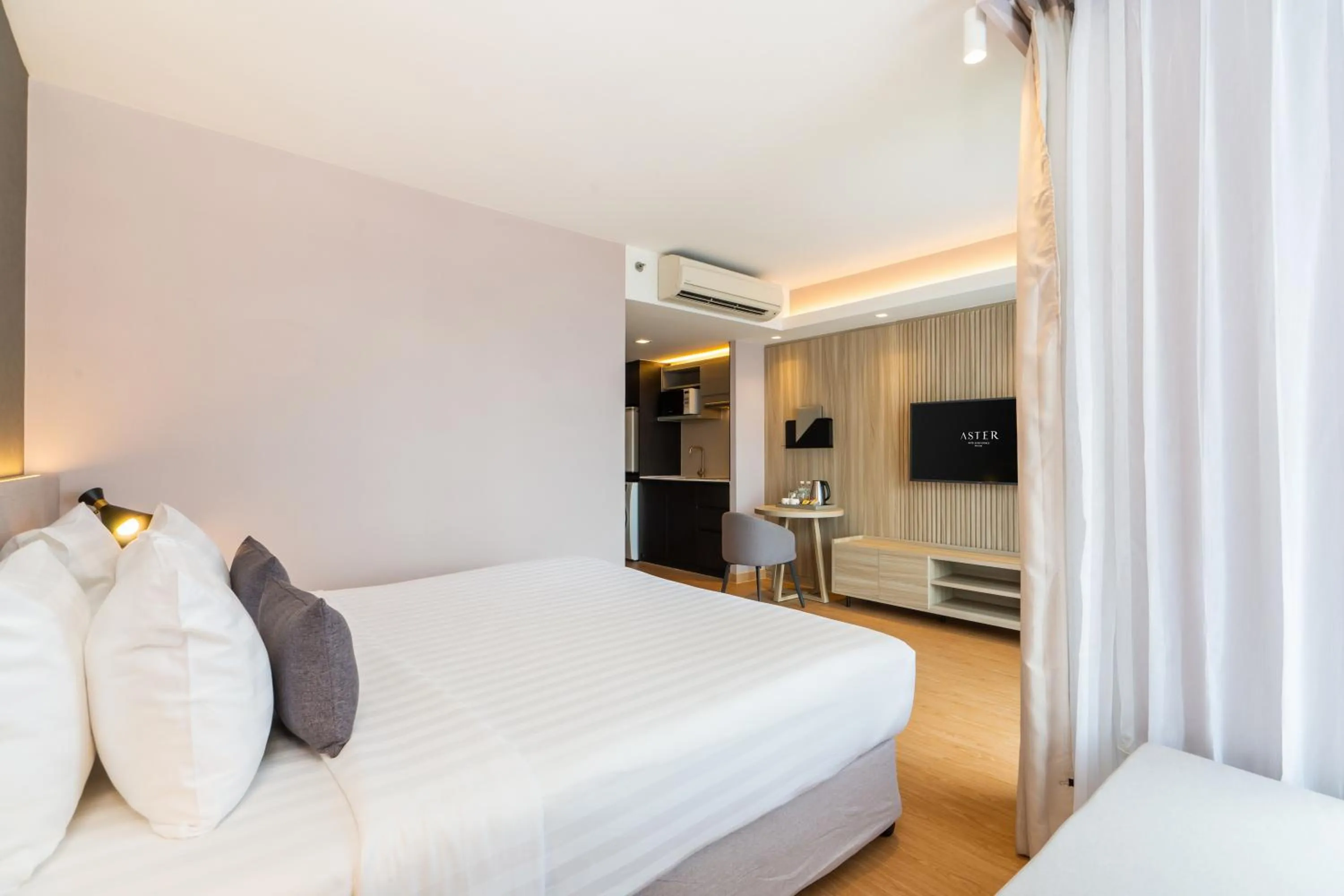 Bed in Aster Hotel and Residence by At Mind