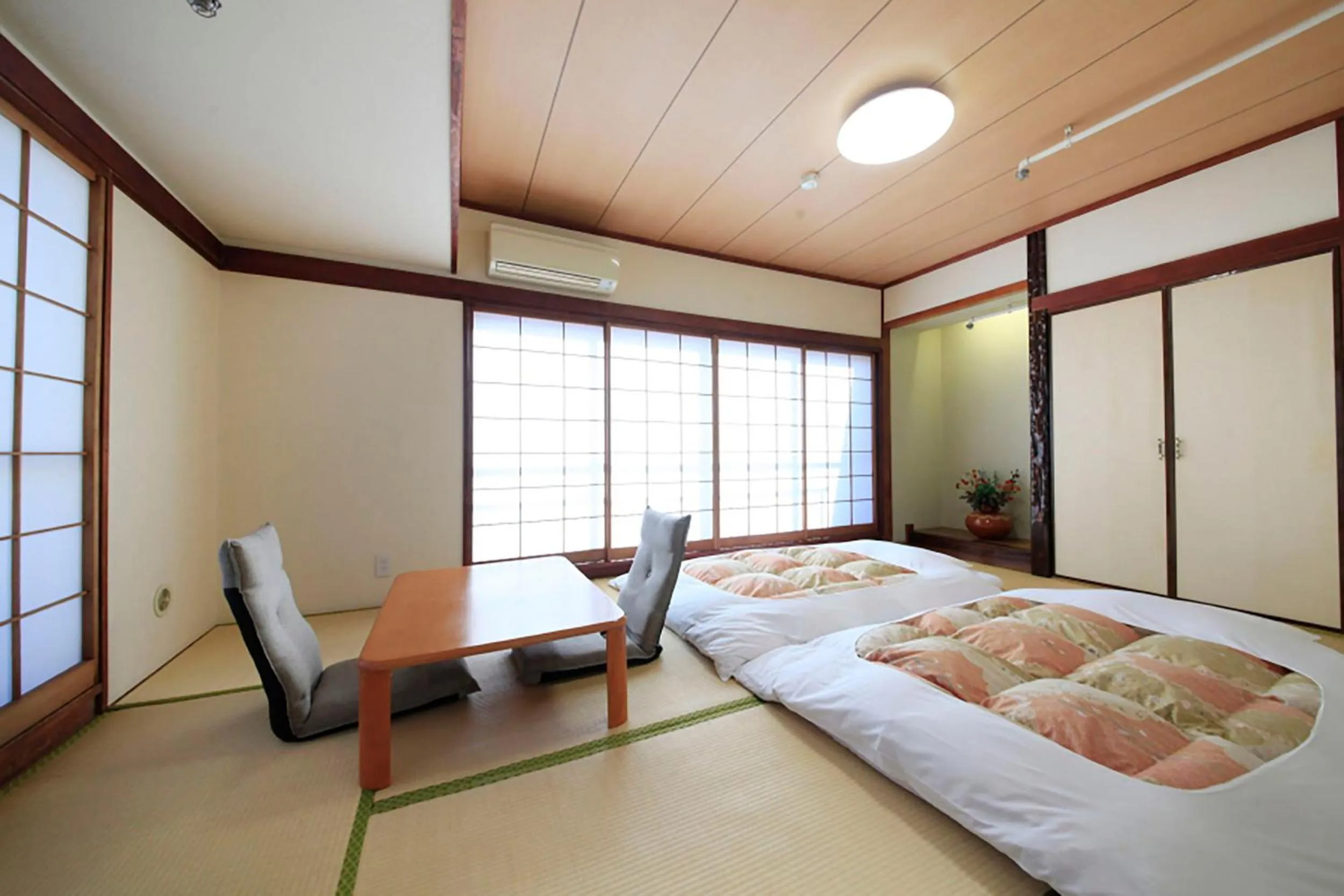 Bedroom in Shinjuku Urban Hotel