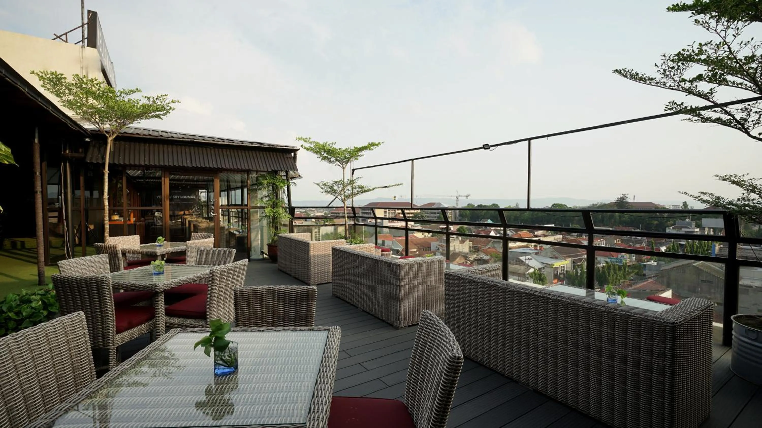 Lounge or bar in Yellow Star Gejayan Hotel