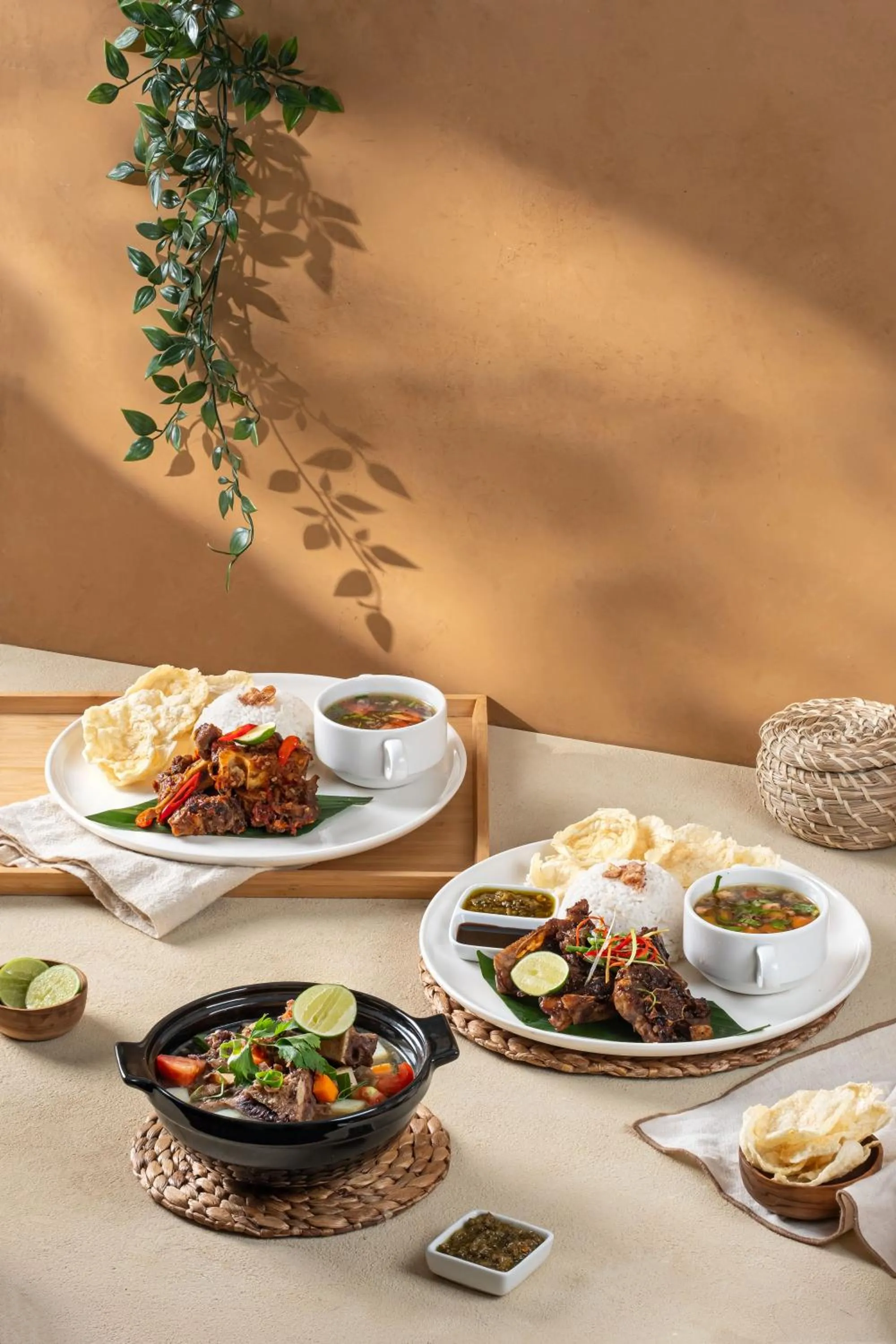 Restaurant/places to eat in Premier Place Surabaya Airport