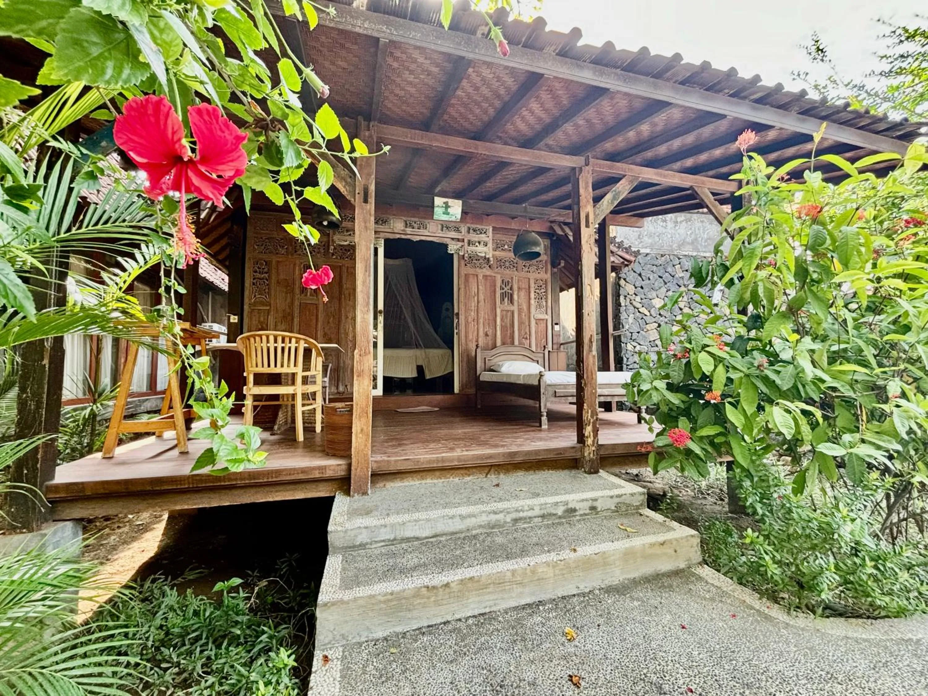 Patio in Classic Beach Villas