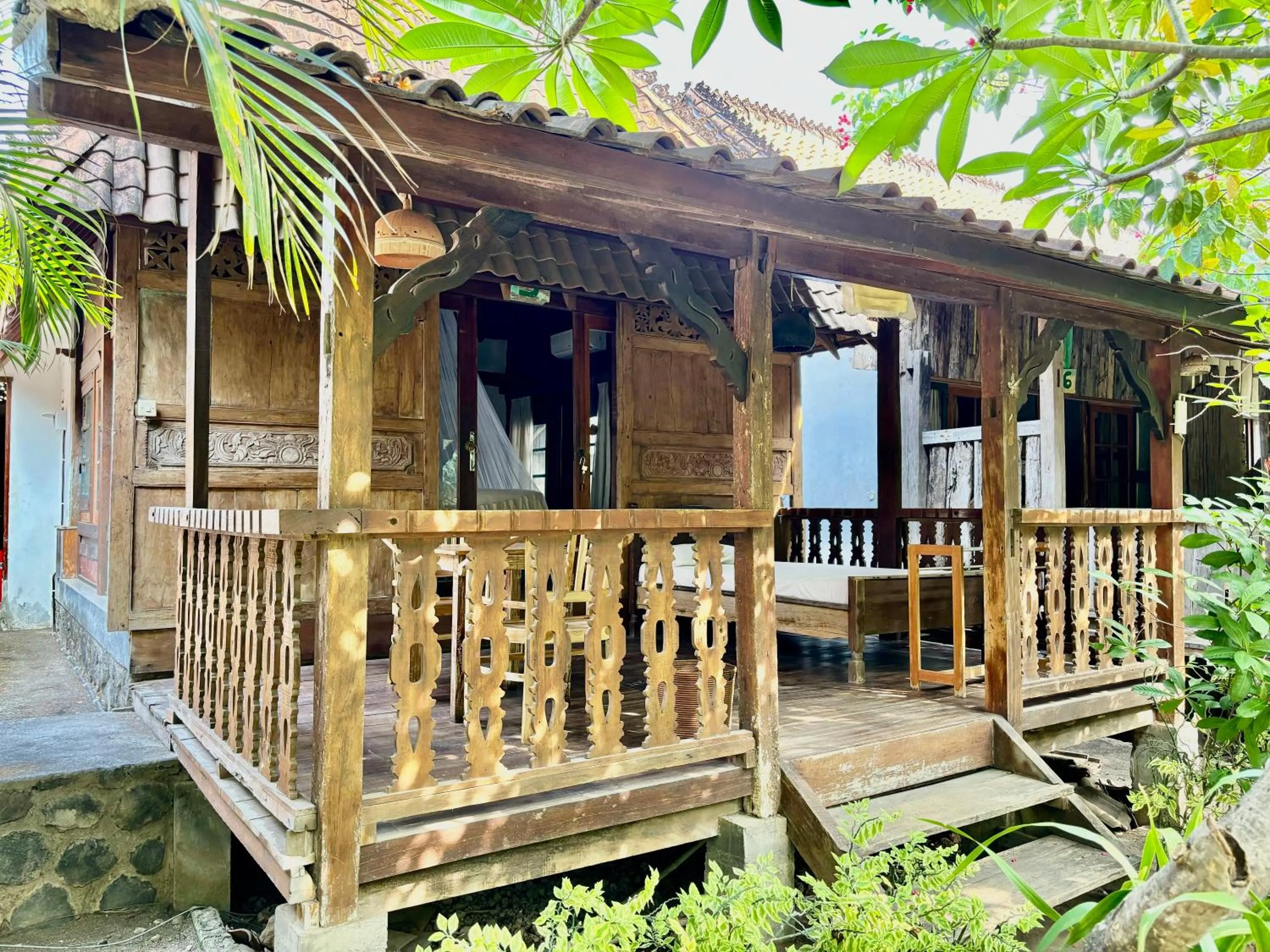Patio in Classic Beach Villas