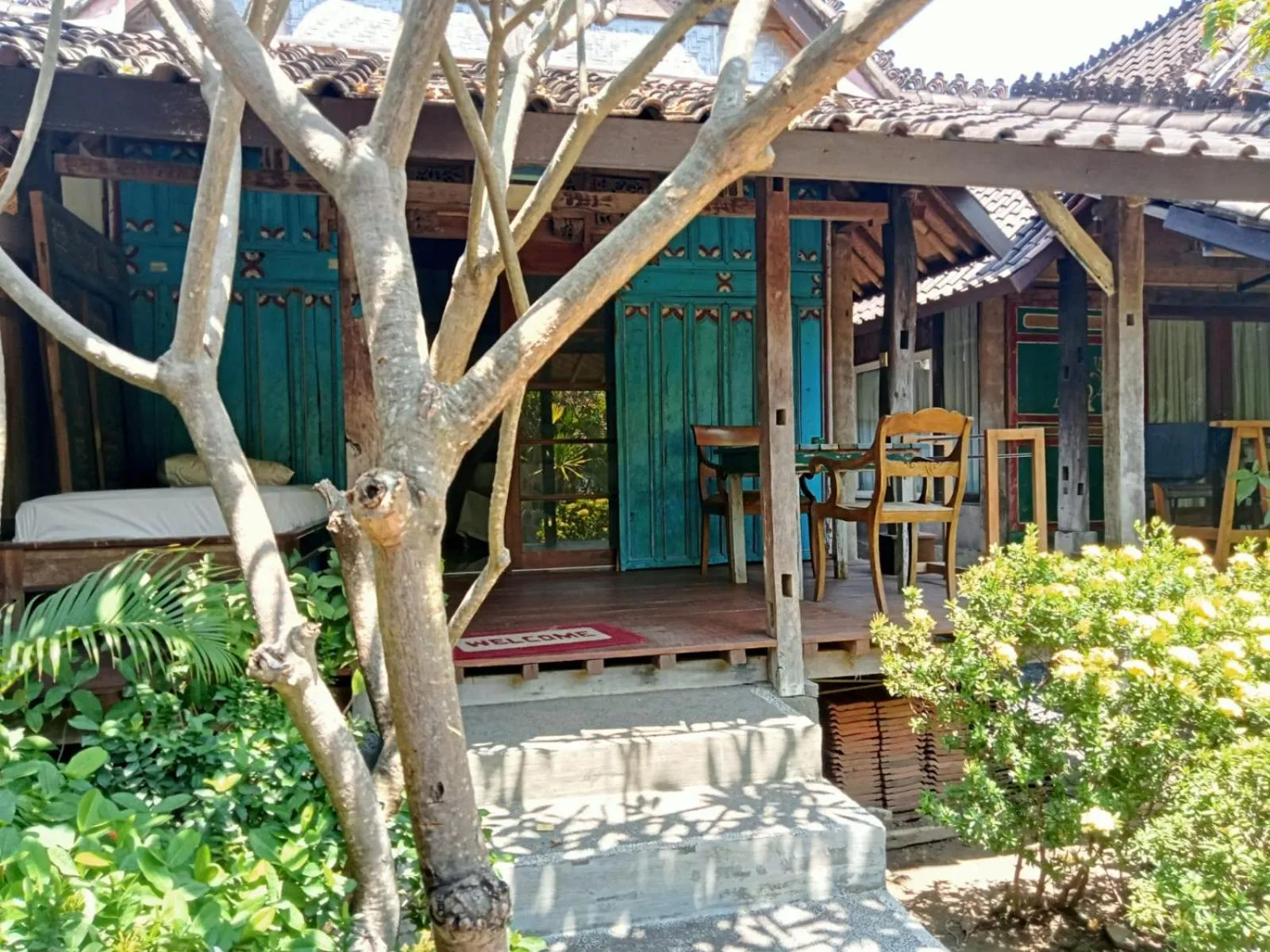 Day in Classic Beach Villas