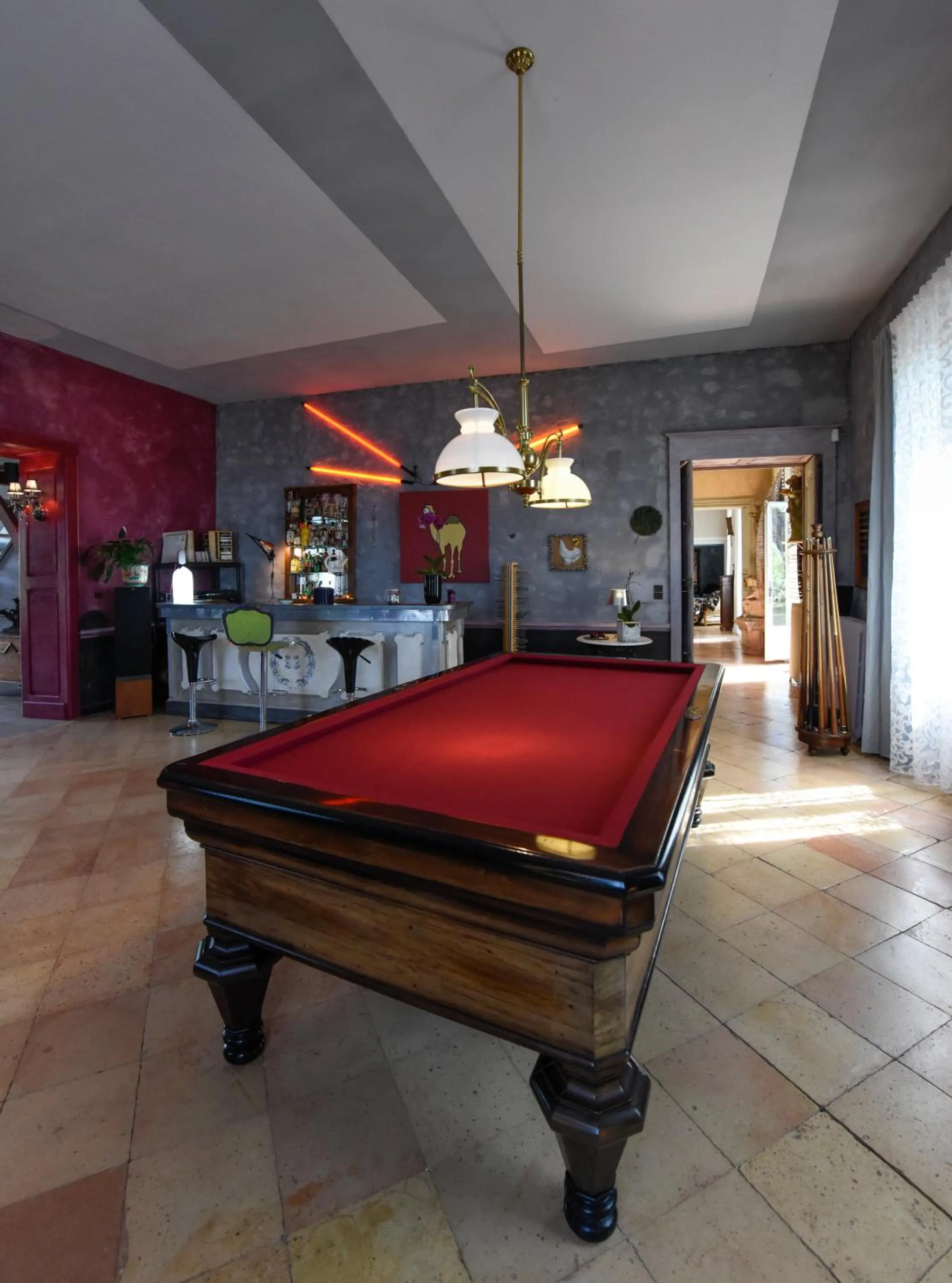 Billiard in Château Du Tasta