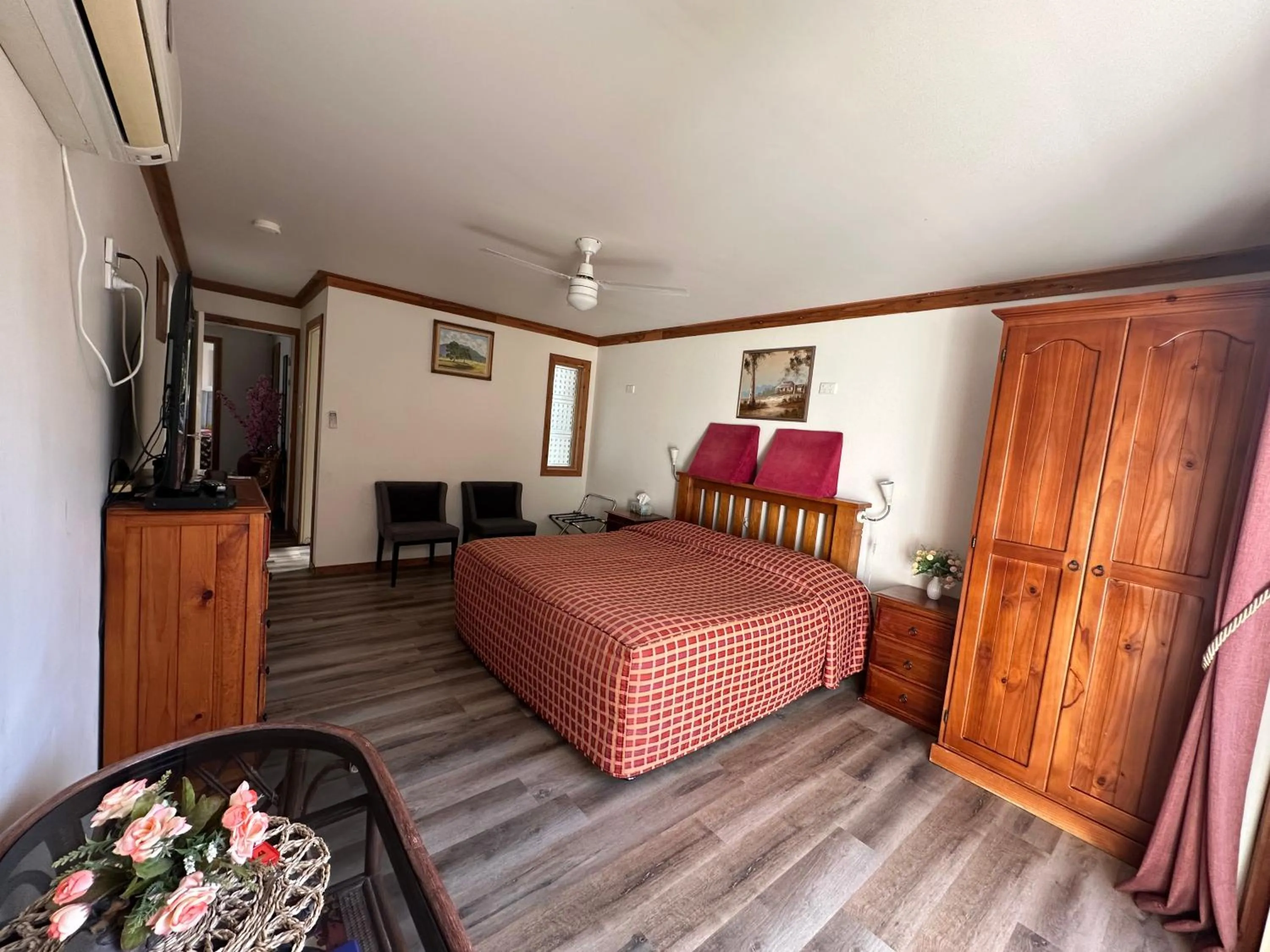 Bed in Brooklyn Motel