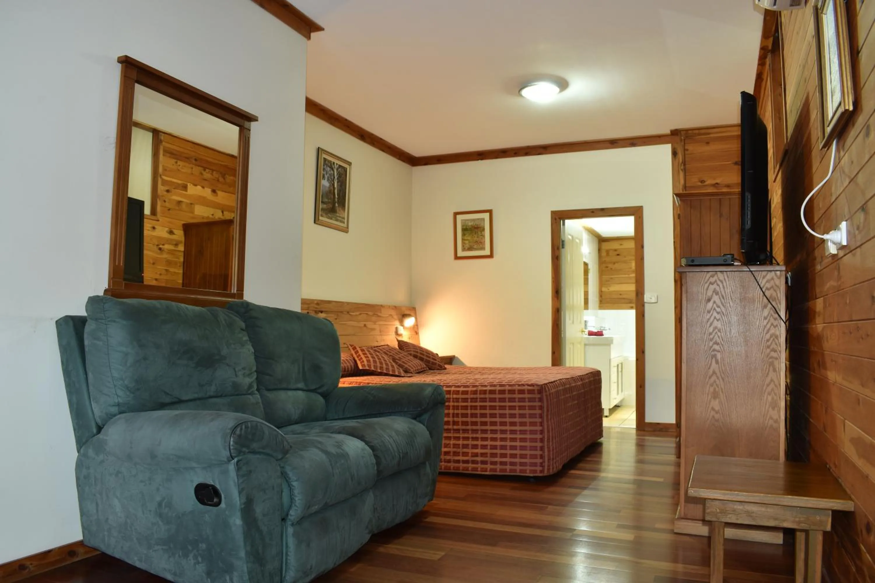 Bed in Brooklyn Motel