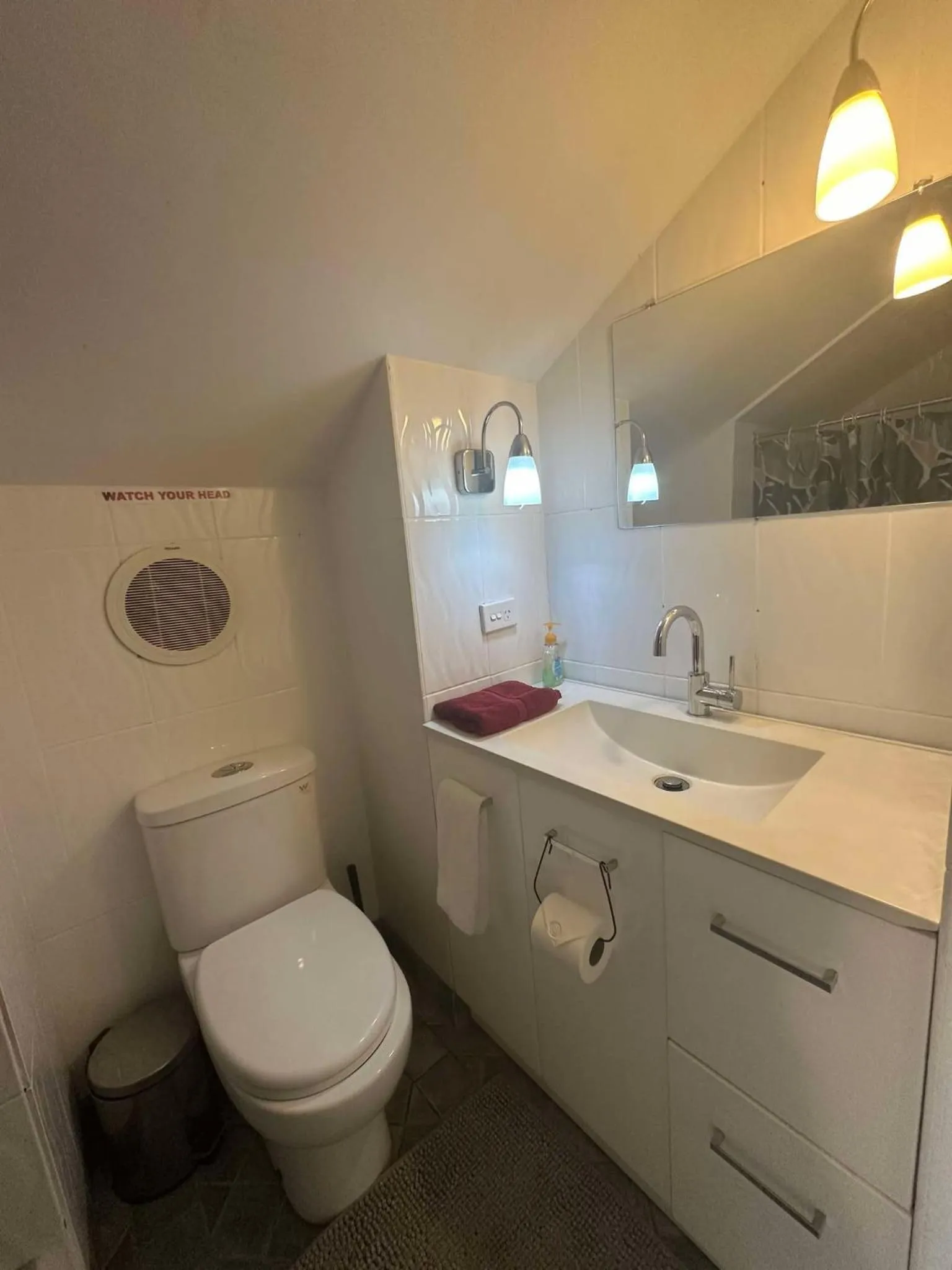 Shower in Brooklyn Motel