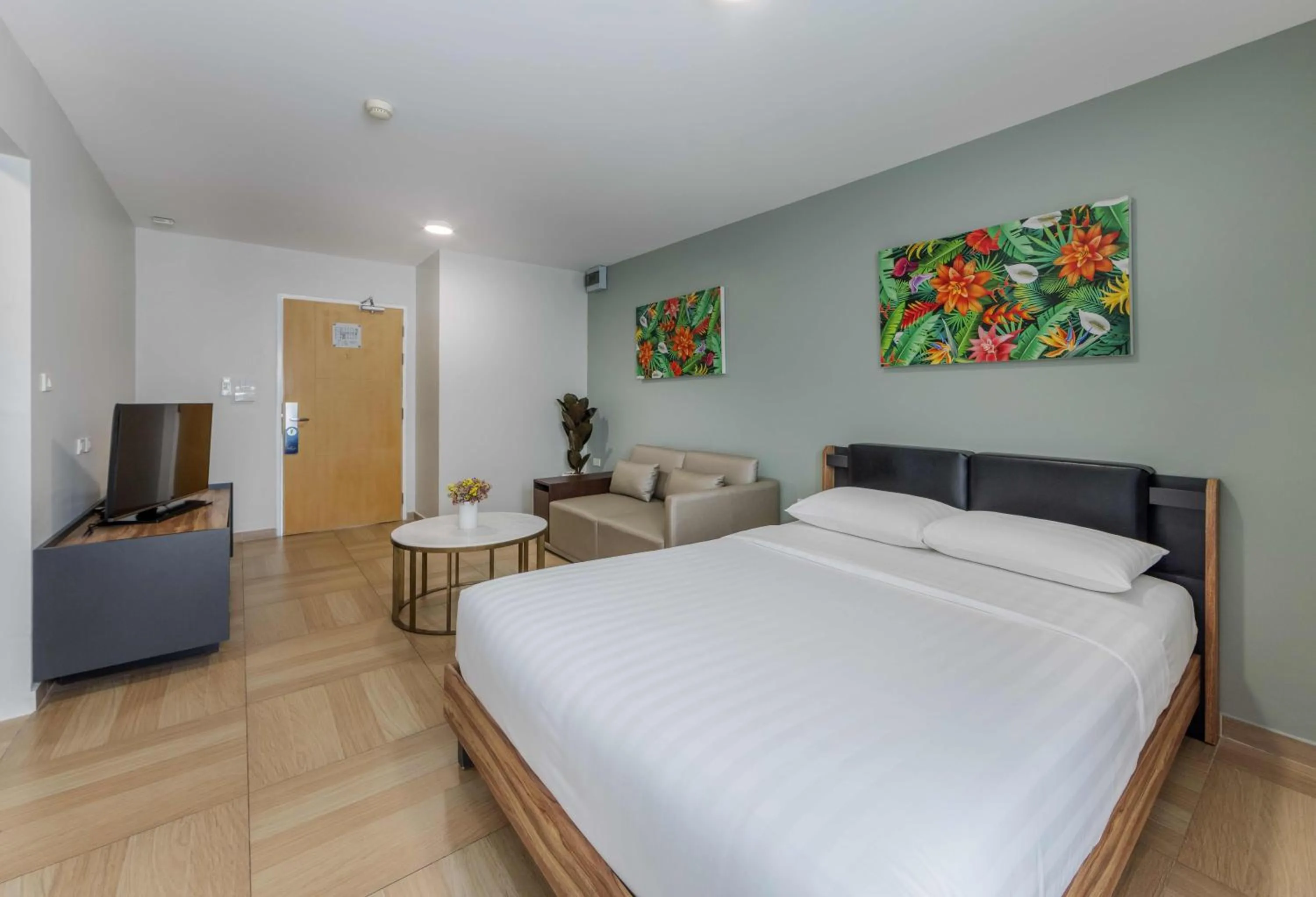 Bed in Chiva Bangkok Hotel