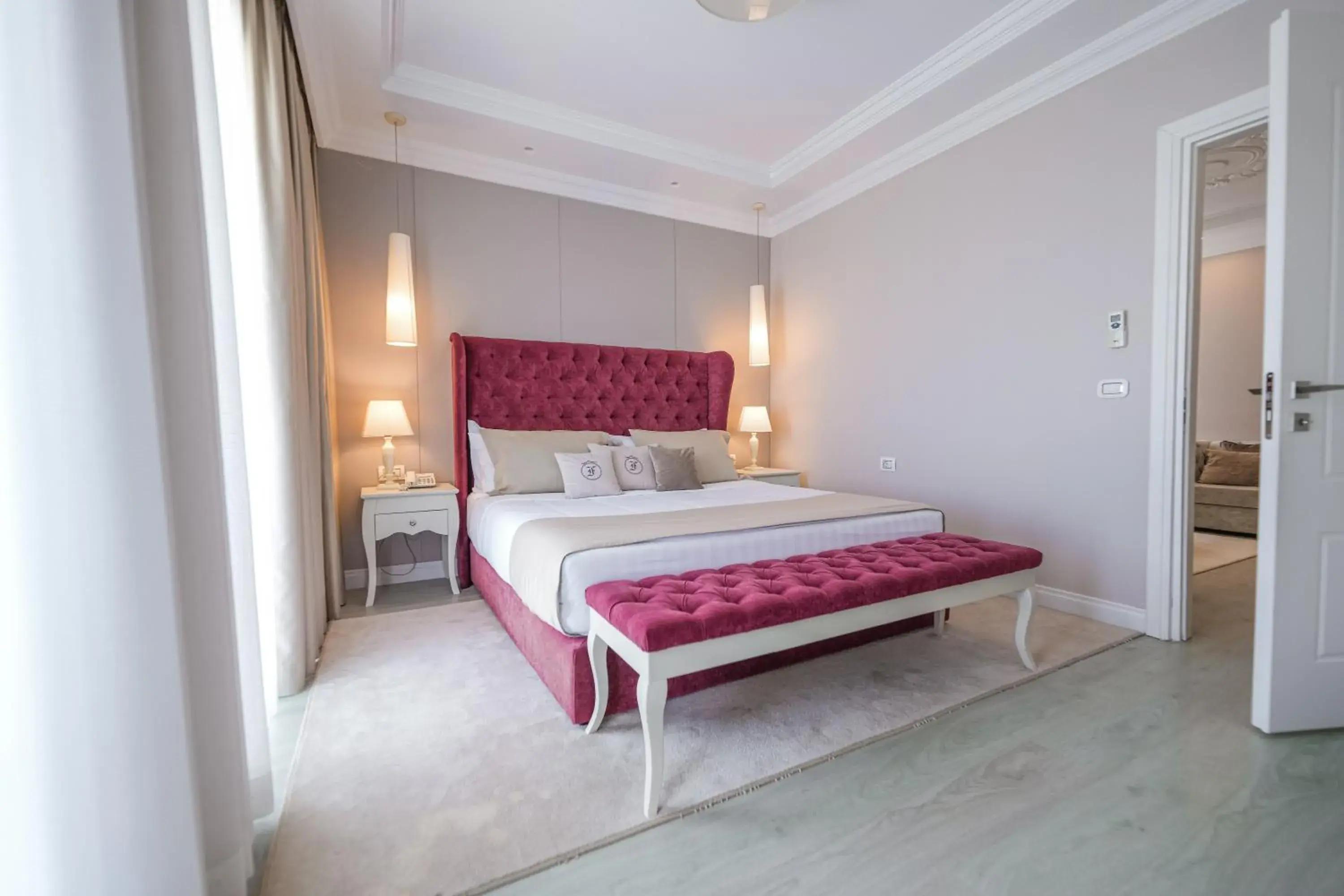 Suite in Flower Hotels & Resorts Suite in Flower Hotels & Resorts