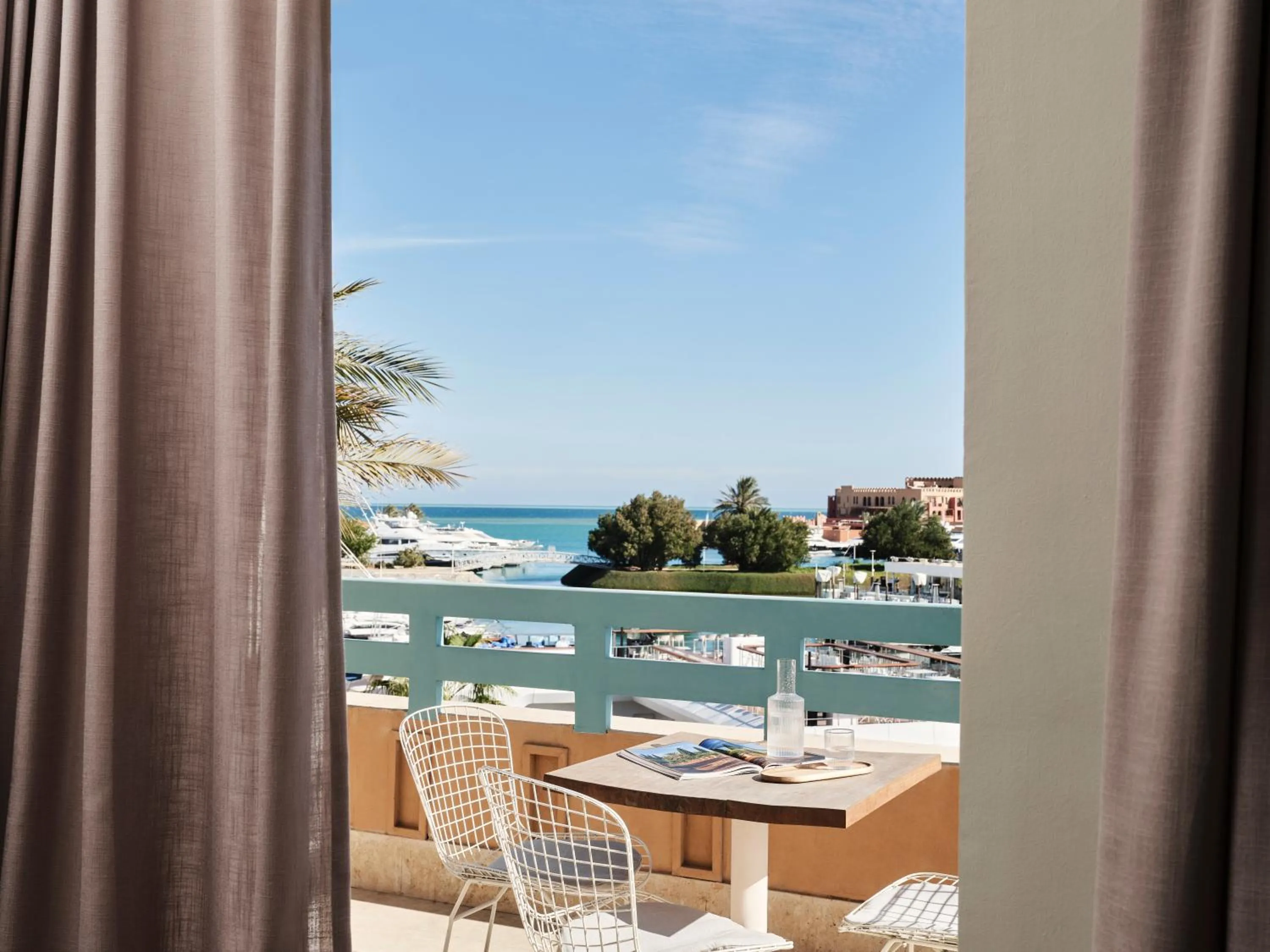 Balcony/Terrace in Captain's Inn Hotel