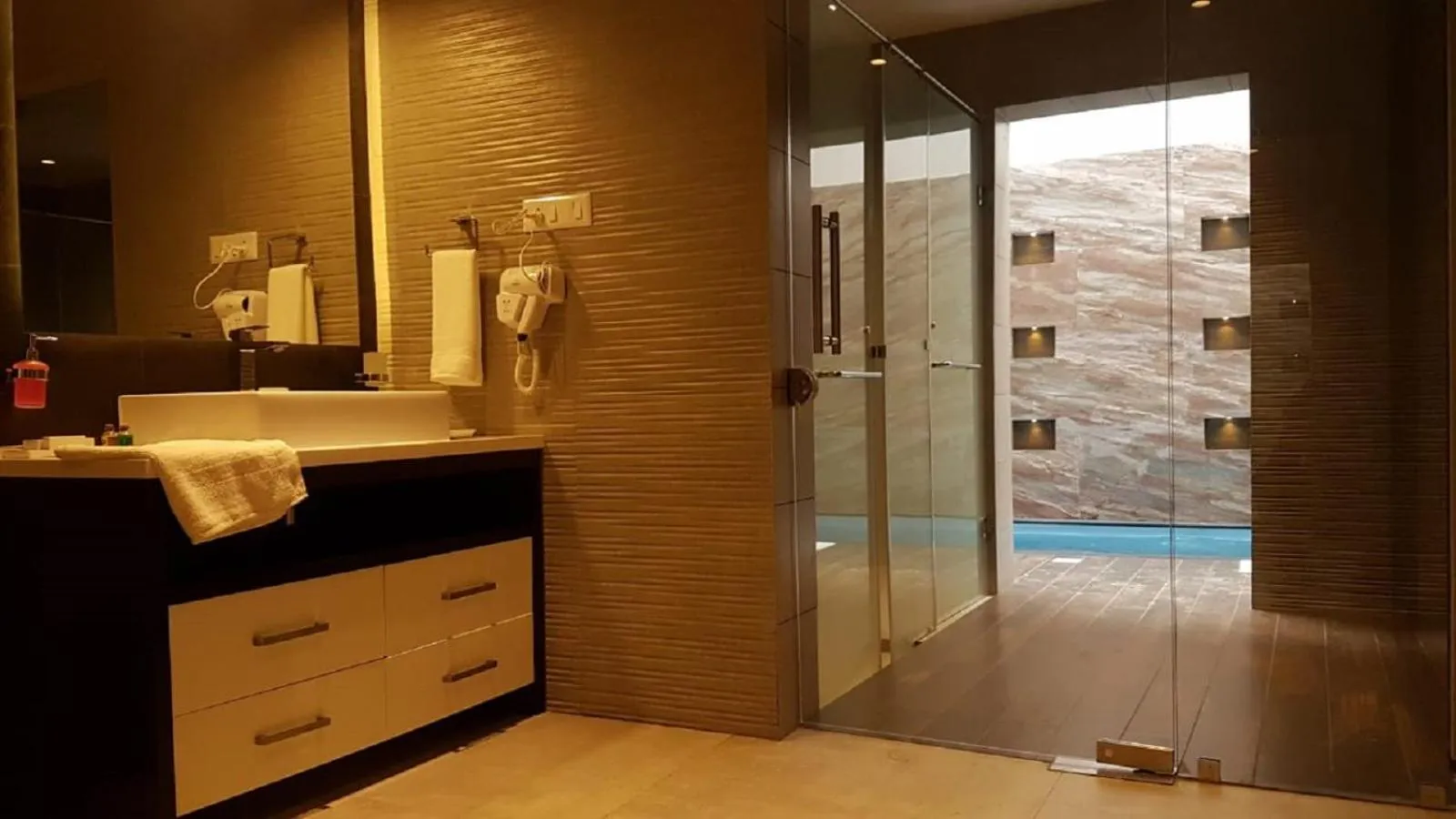 Bathroom in Broad Bean Resort & Spa