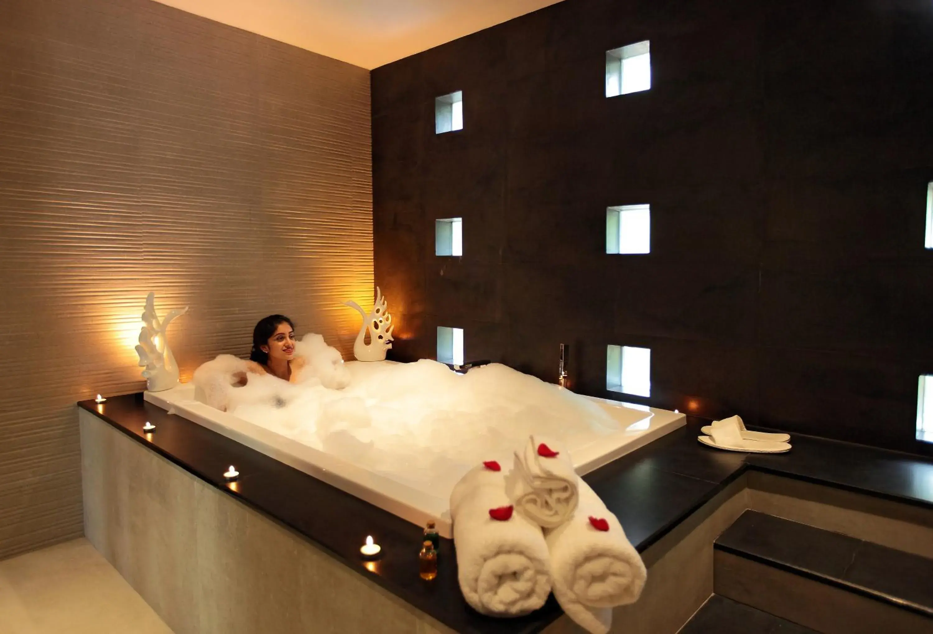 Jacuzzi Villa in Broad Bean Resort & Spa Jacuzzi Villa in Broad Bean Resort & Spa