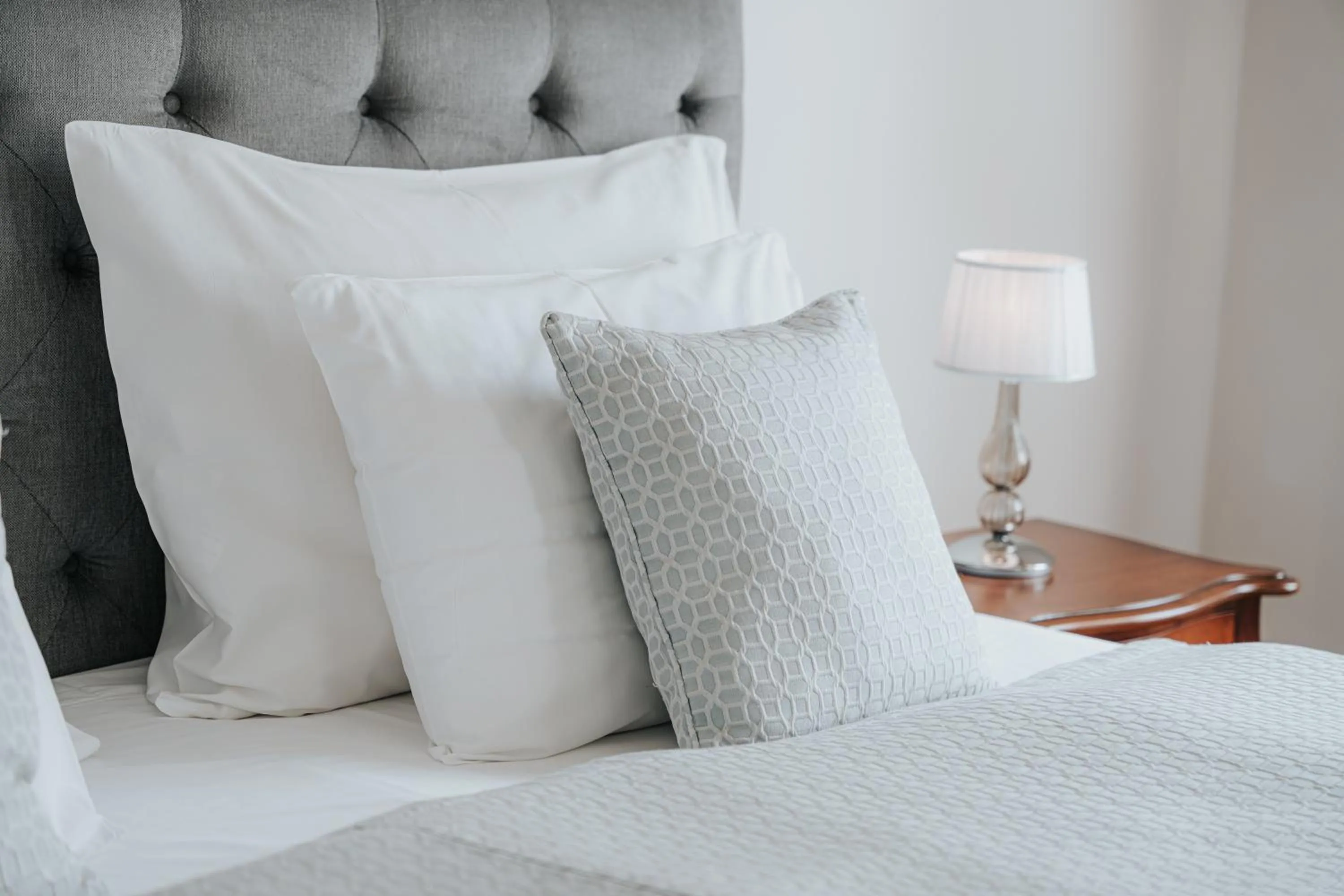 Property building, Bed in Hotel Château Gbeľany