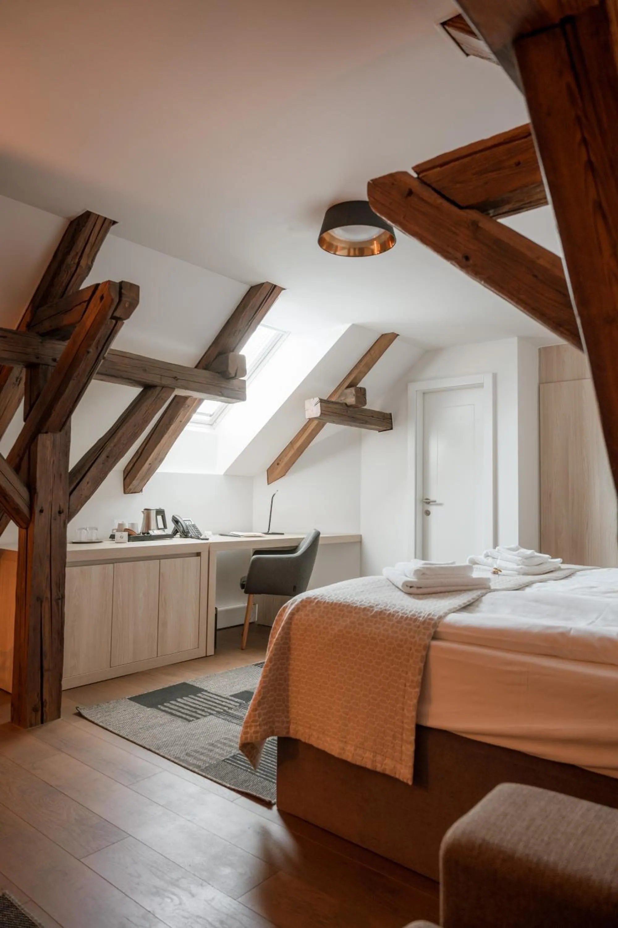 Property building, Bed in Hotel Château Gbeľany