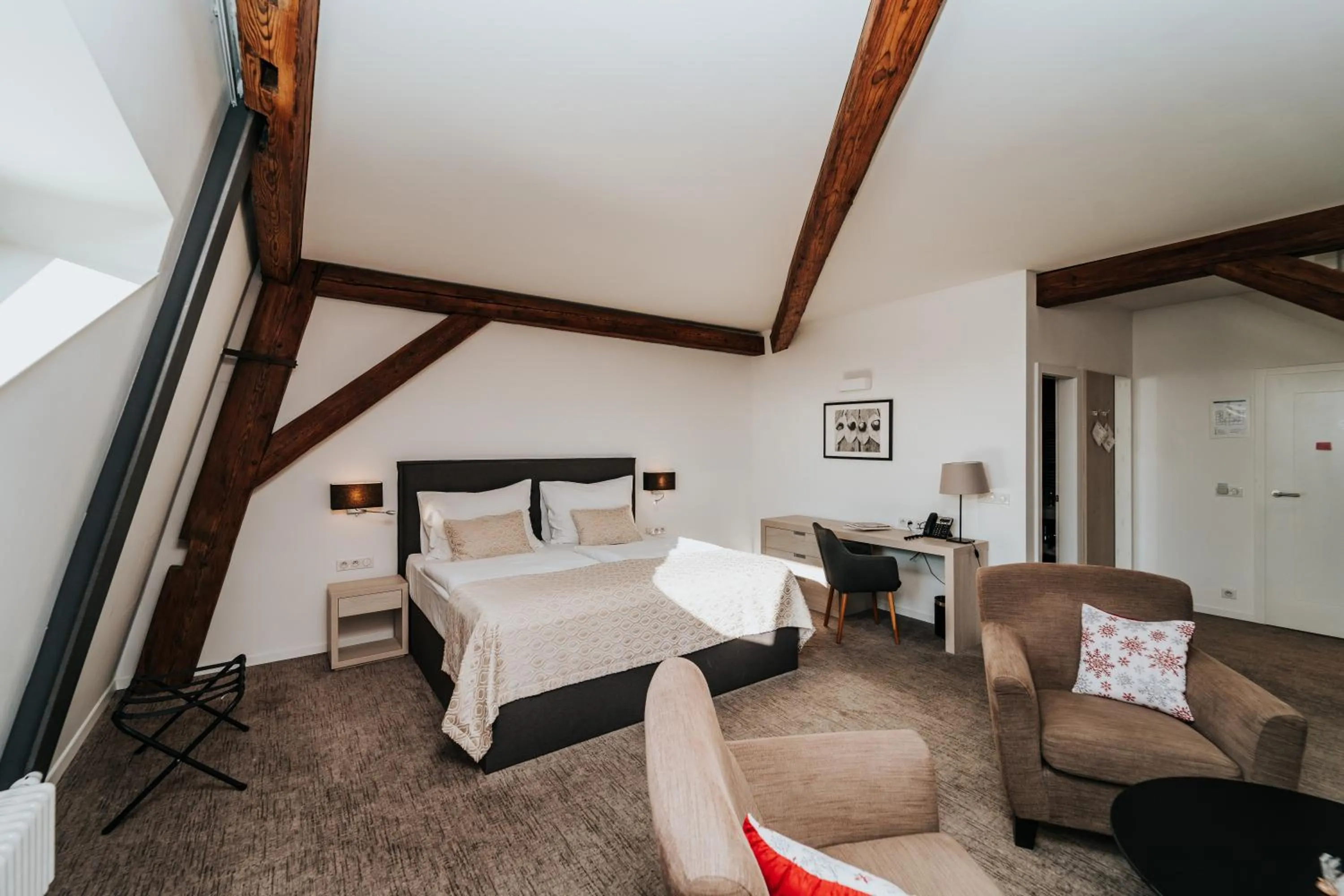 Property building, Bed in Hotel Château Gbeľany