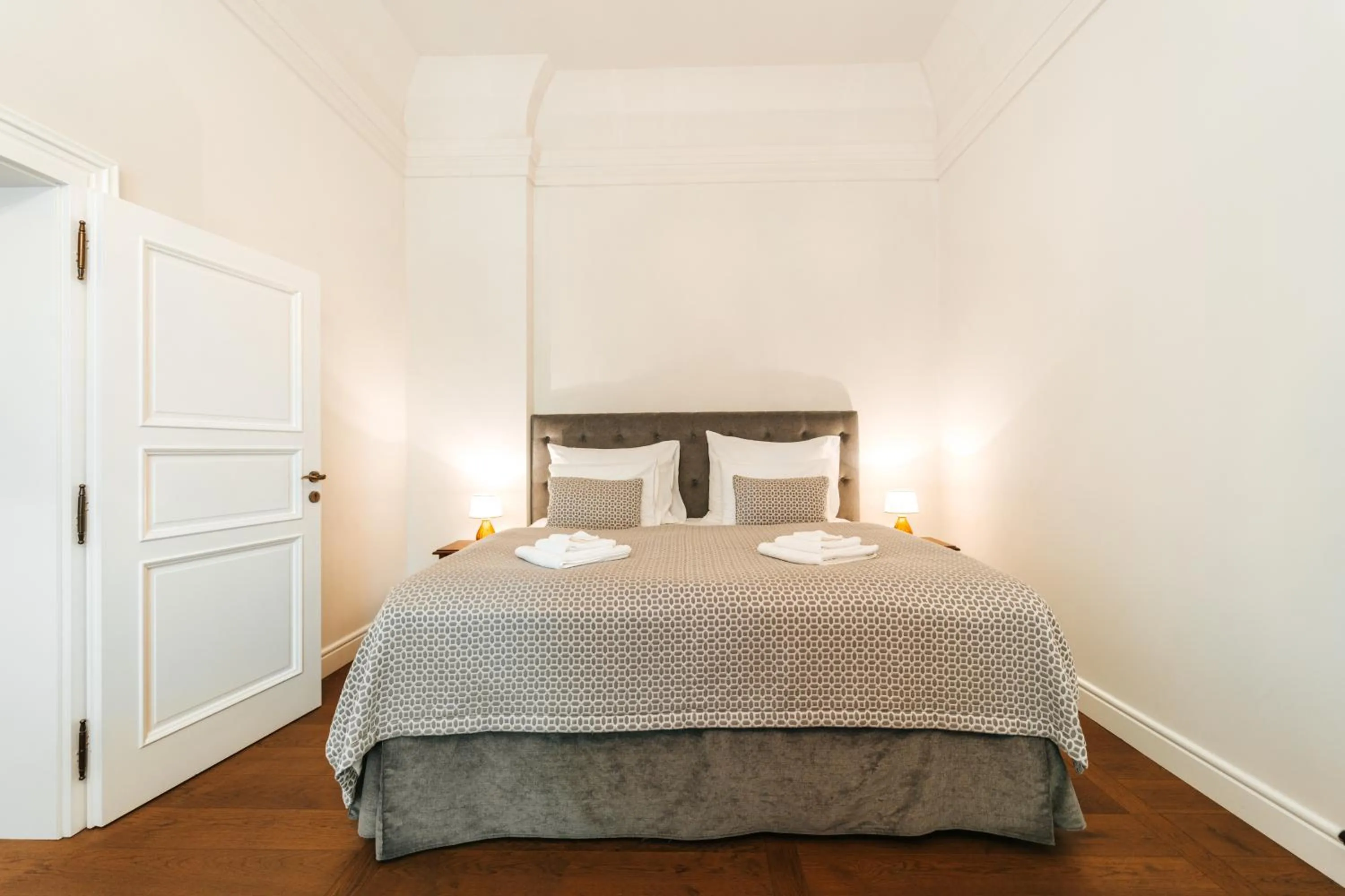 Property building, Bed in Hotel Château Gbeľany