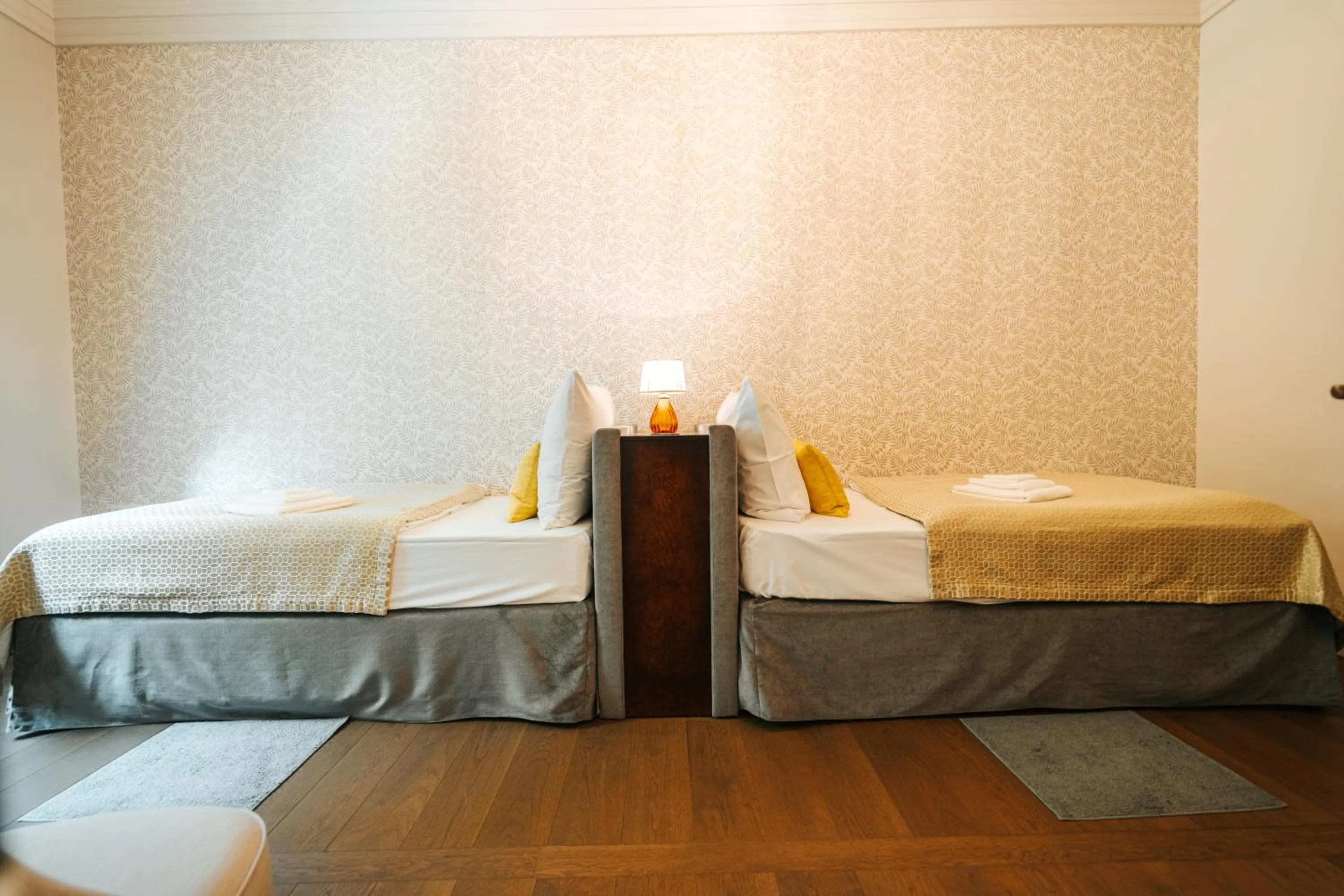 Property building, Bed in Hotel Château Gbeľany