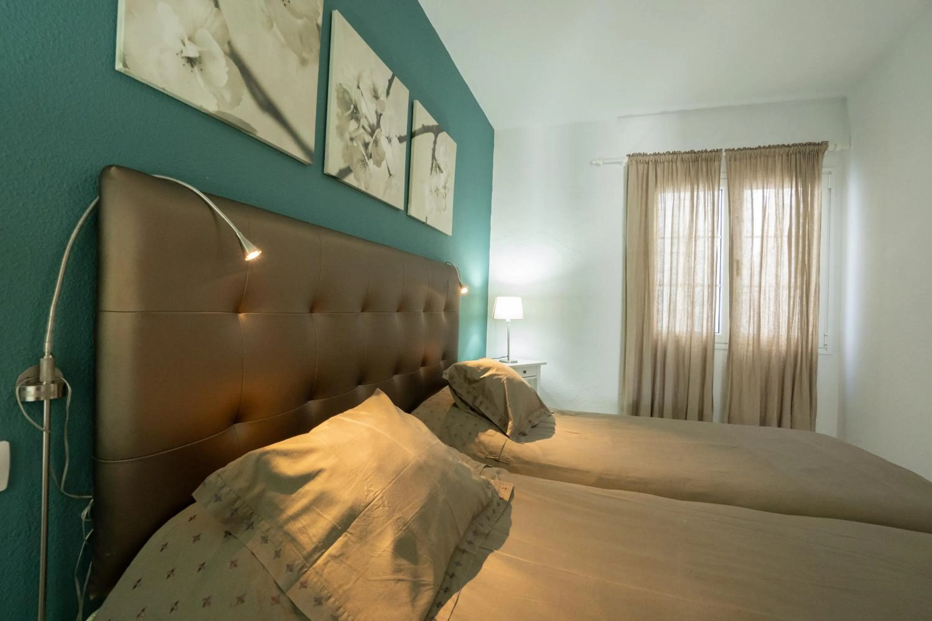 Photo of the whole room, Bed in Vista Mar Apartamentos