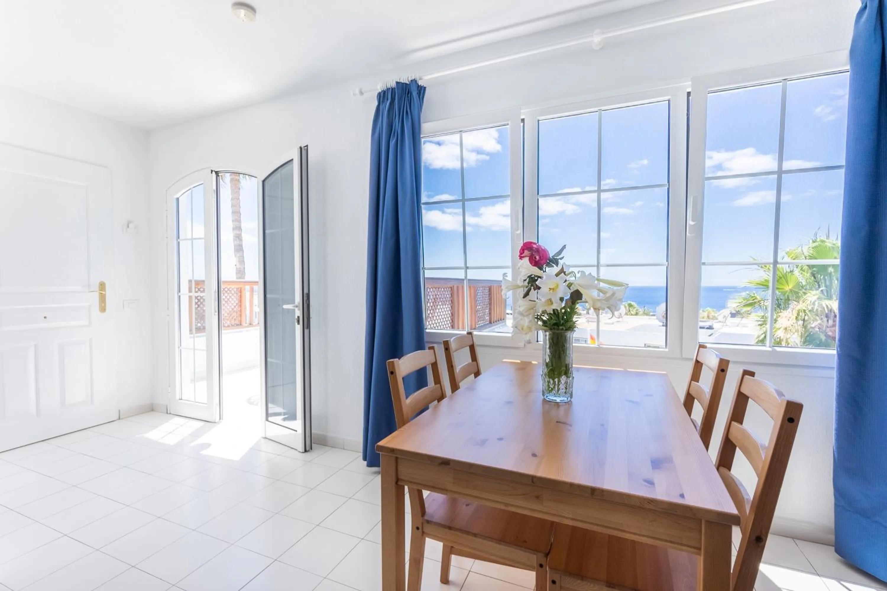 Dining area in Vista Mar Apartamentos