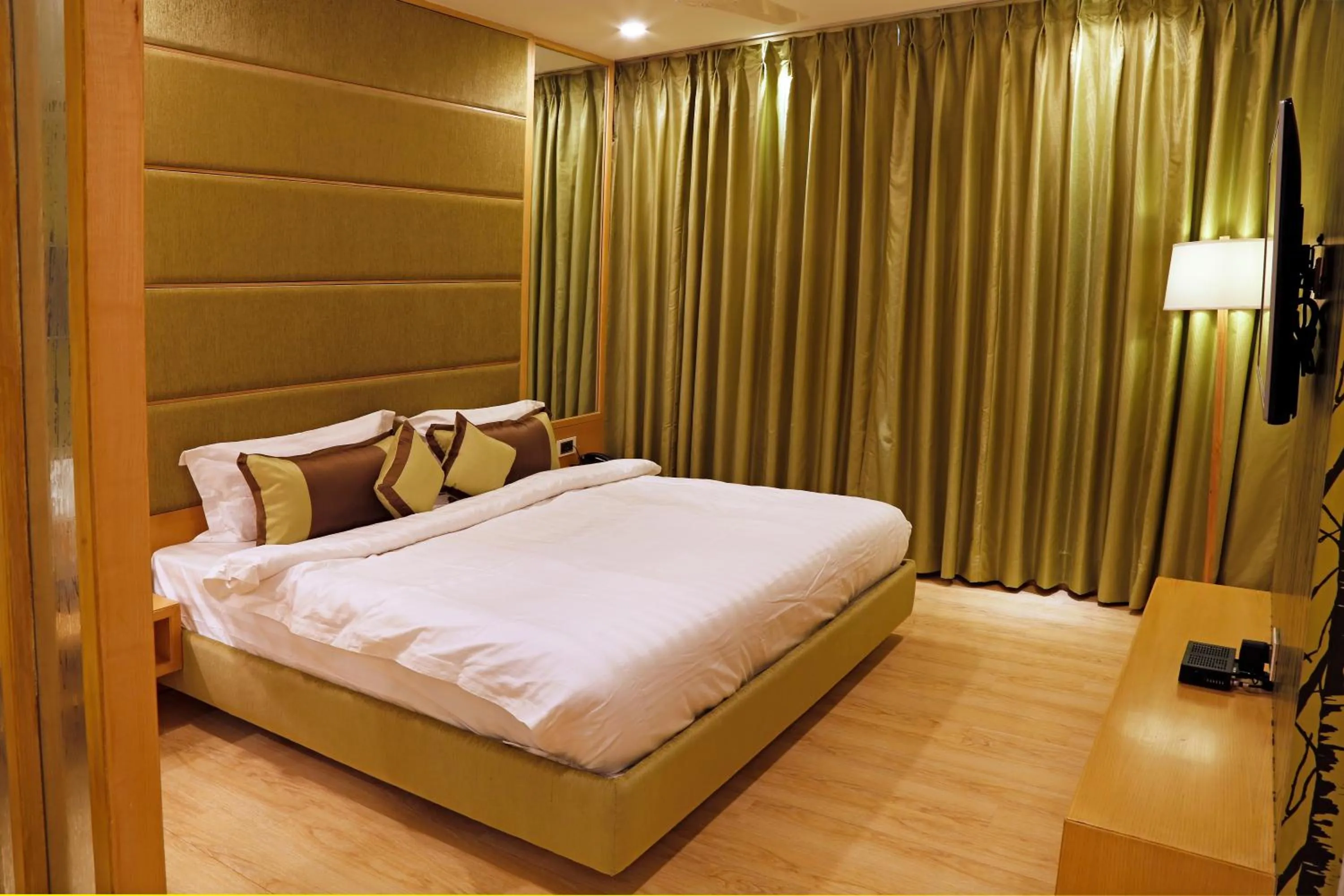 Bedroom in Hotel LN Courtyard