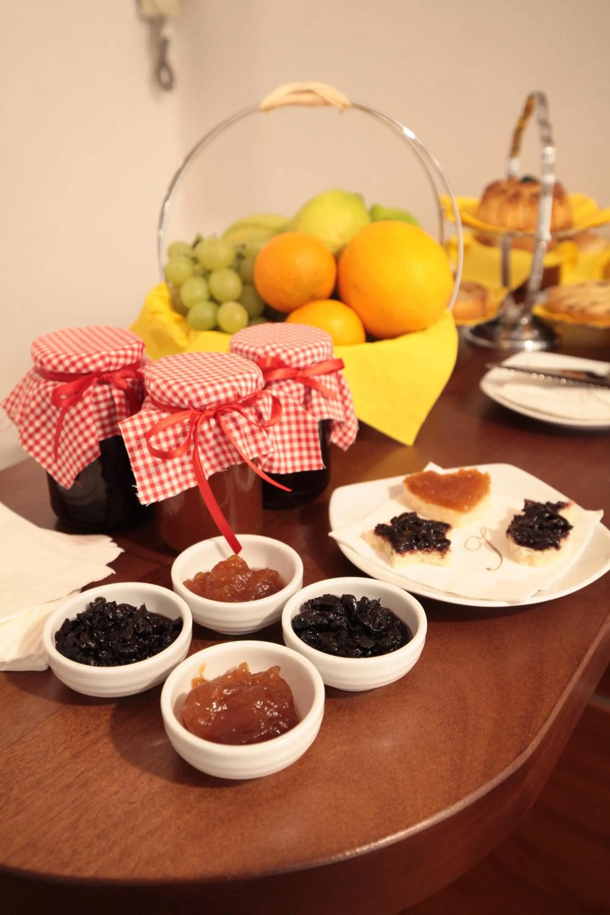 Buffet breakfast in B&B Tarì