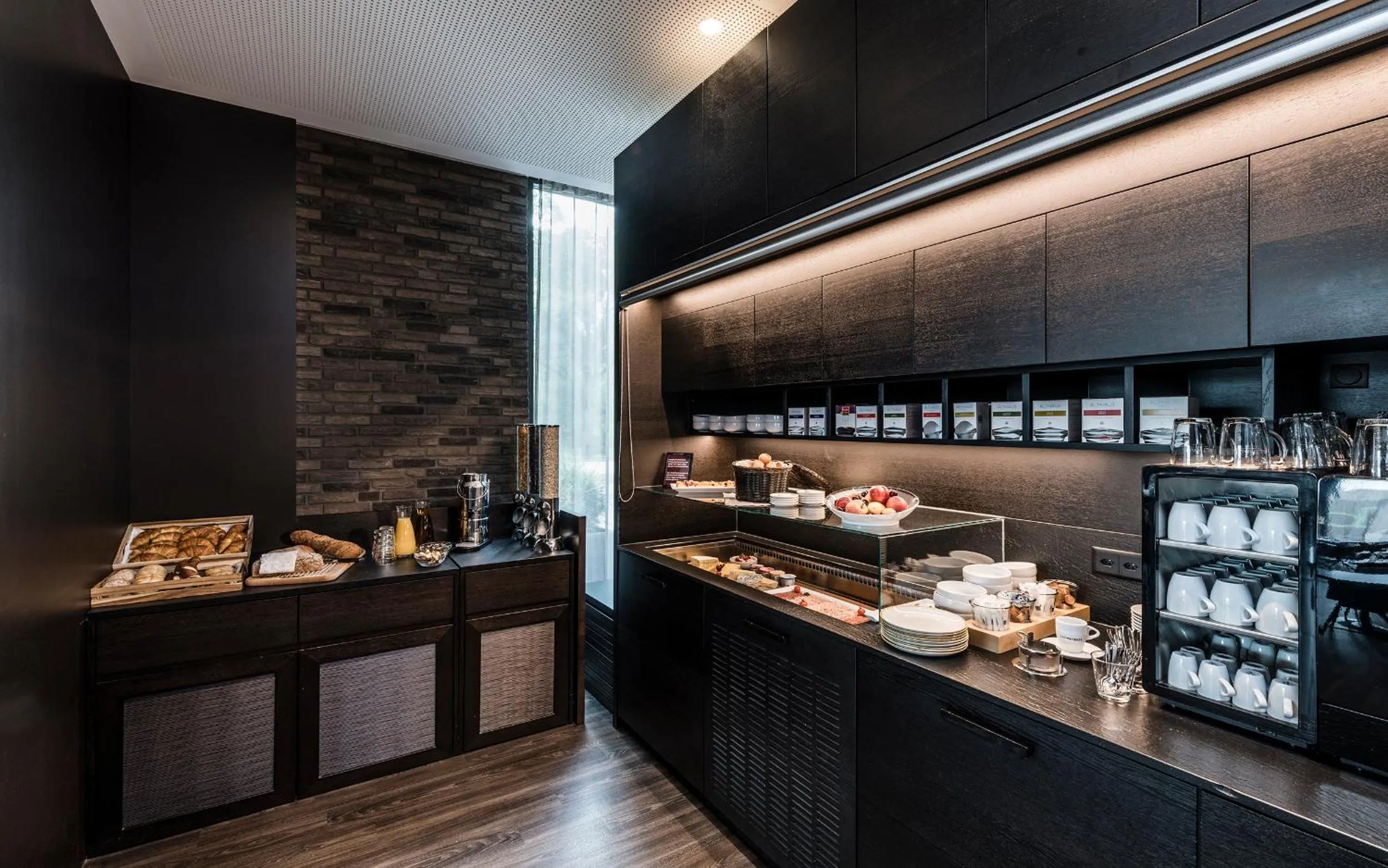 Food and drinks in b-smart hotel Bendern