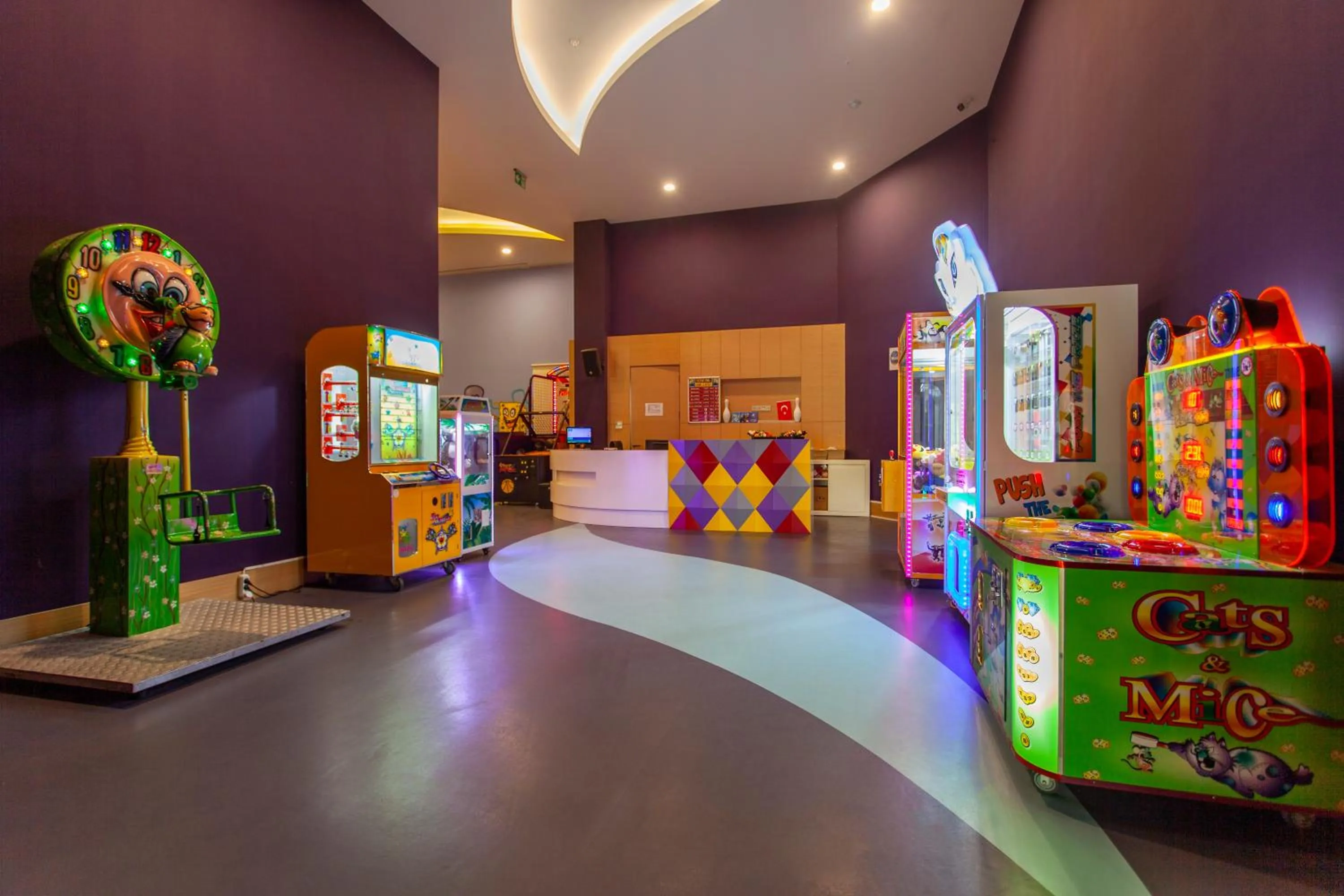 Area and facilities in Haydarpasha Palace Hotel