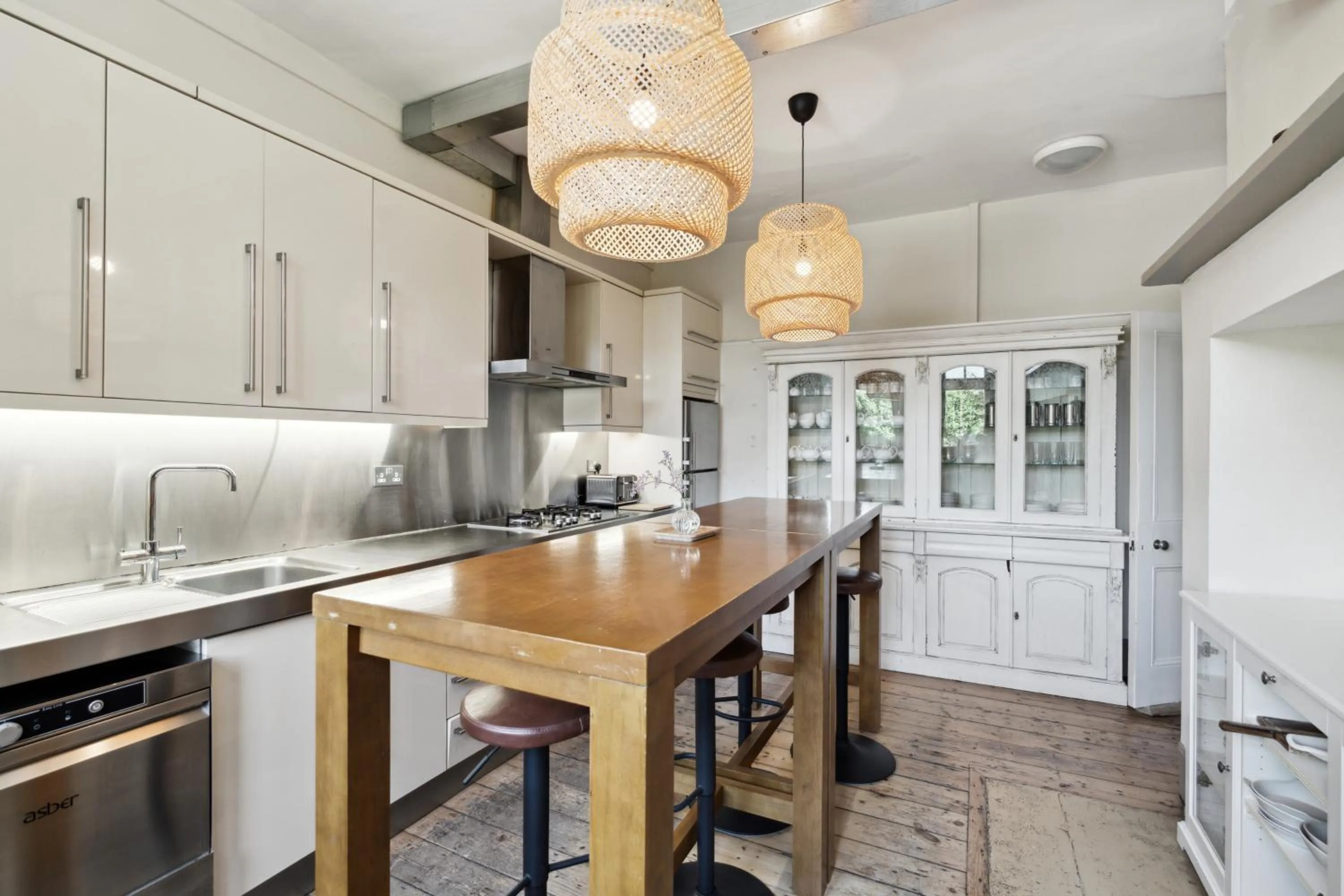 Breakfast in River Arts Club