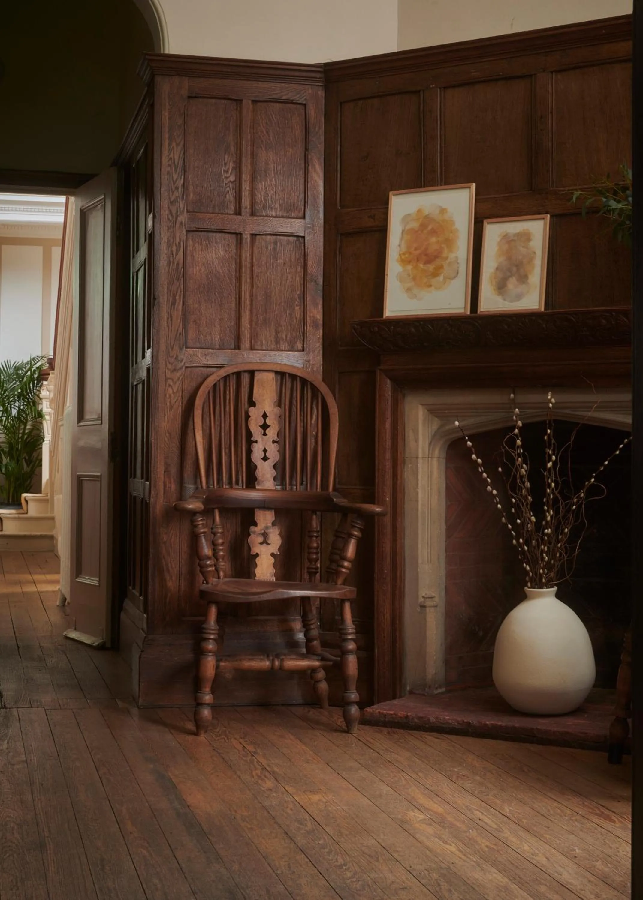 Facade/entrance in River Arts Club