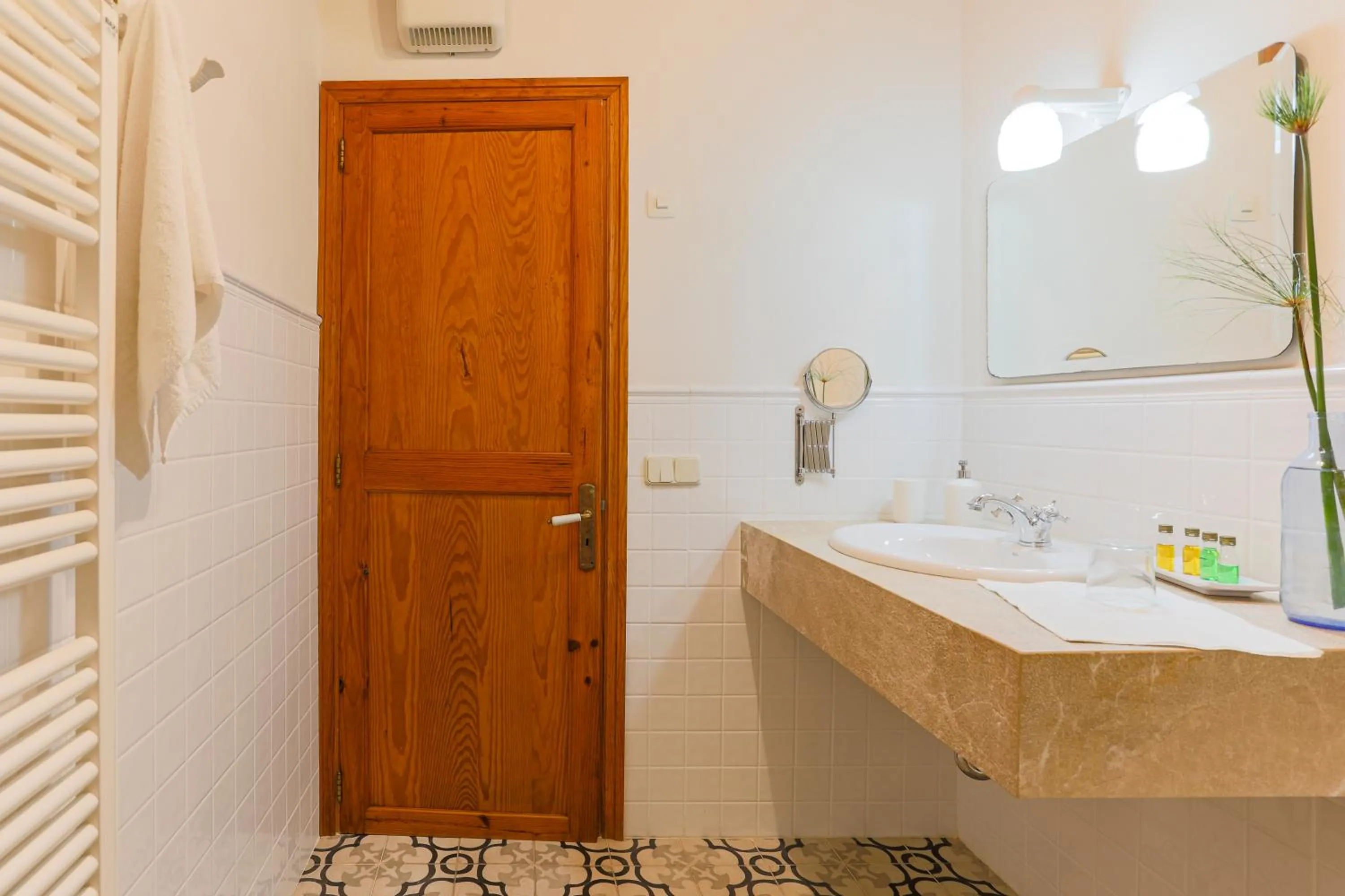 Bathroom in Son Colom -Turismo de interior