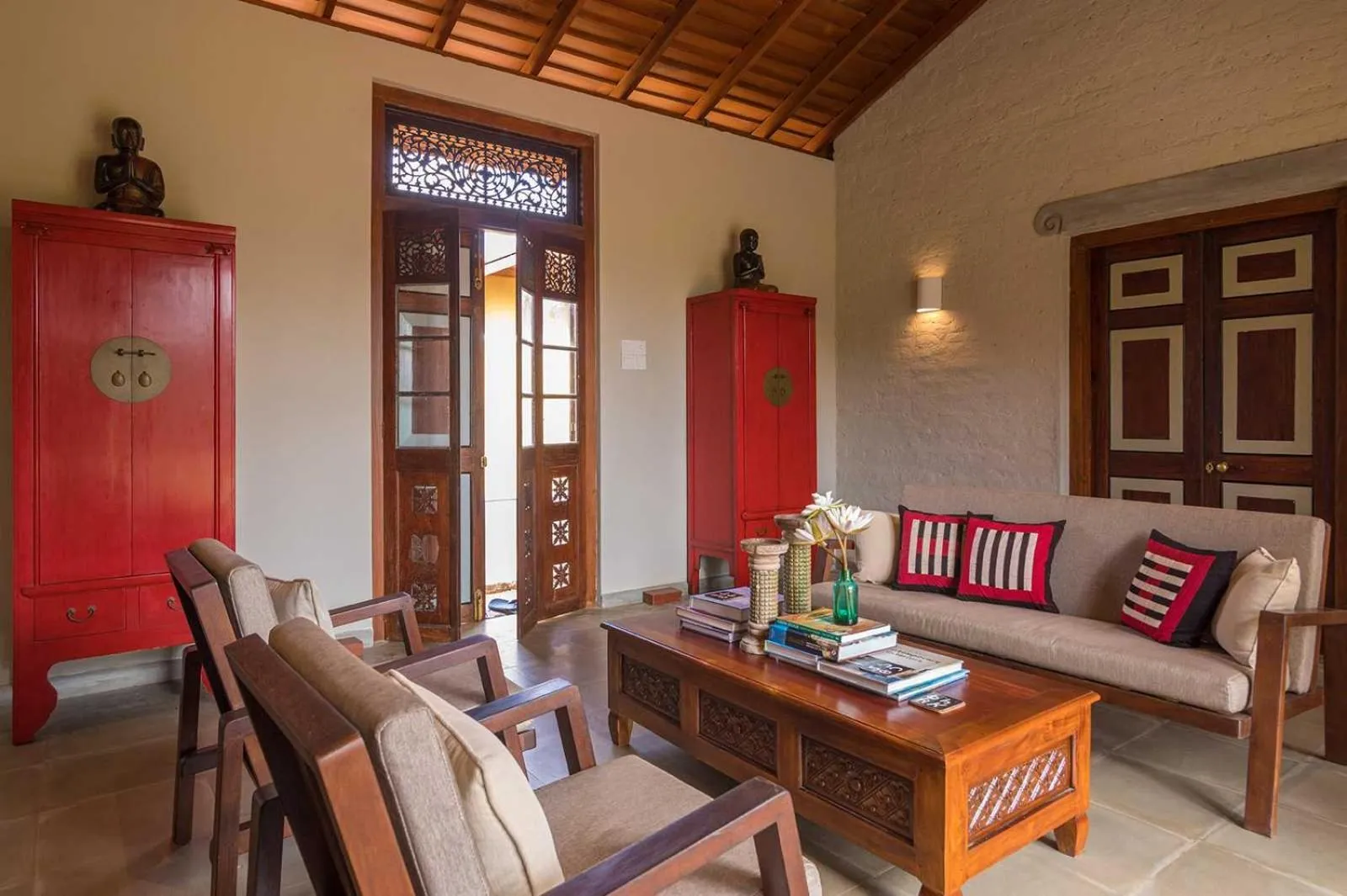 Living room in Kumbukgaha Villa