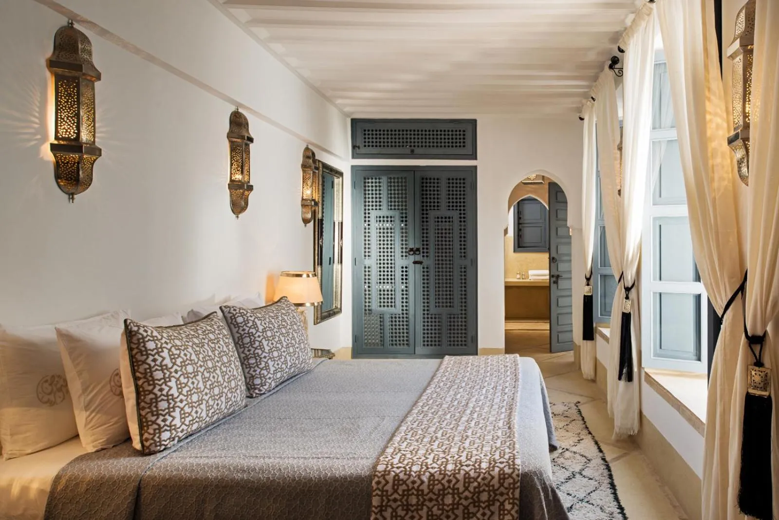 Photo of the whole room, Bed in Riad Adore