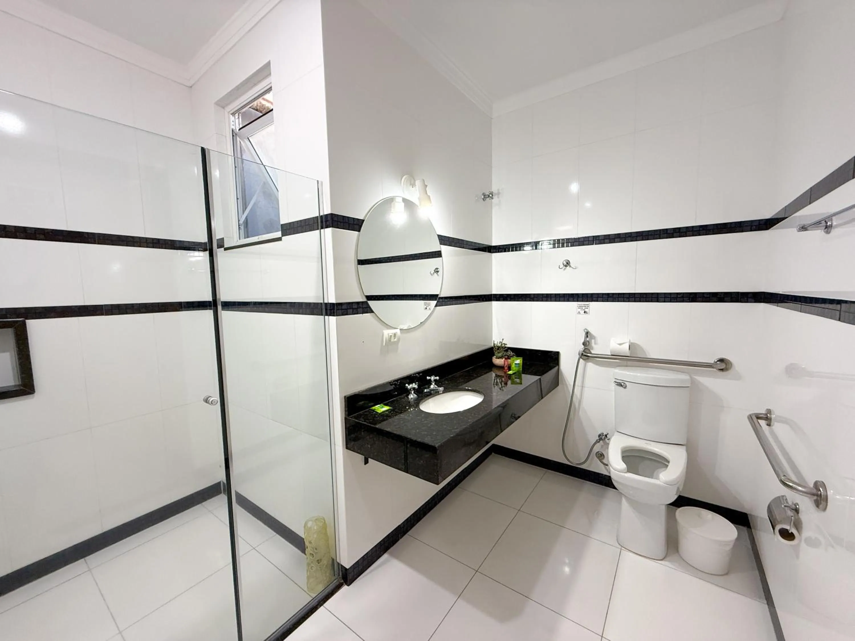 Toilet in Grande Hotel