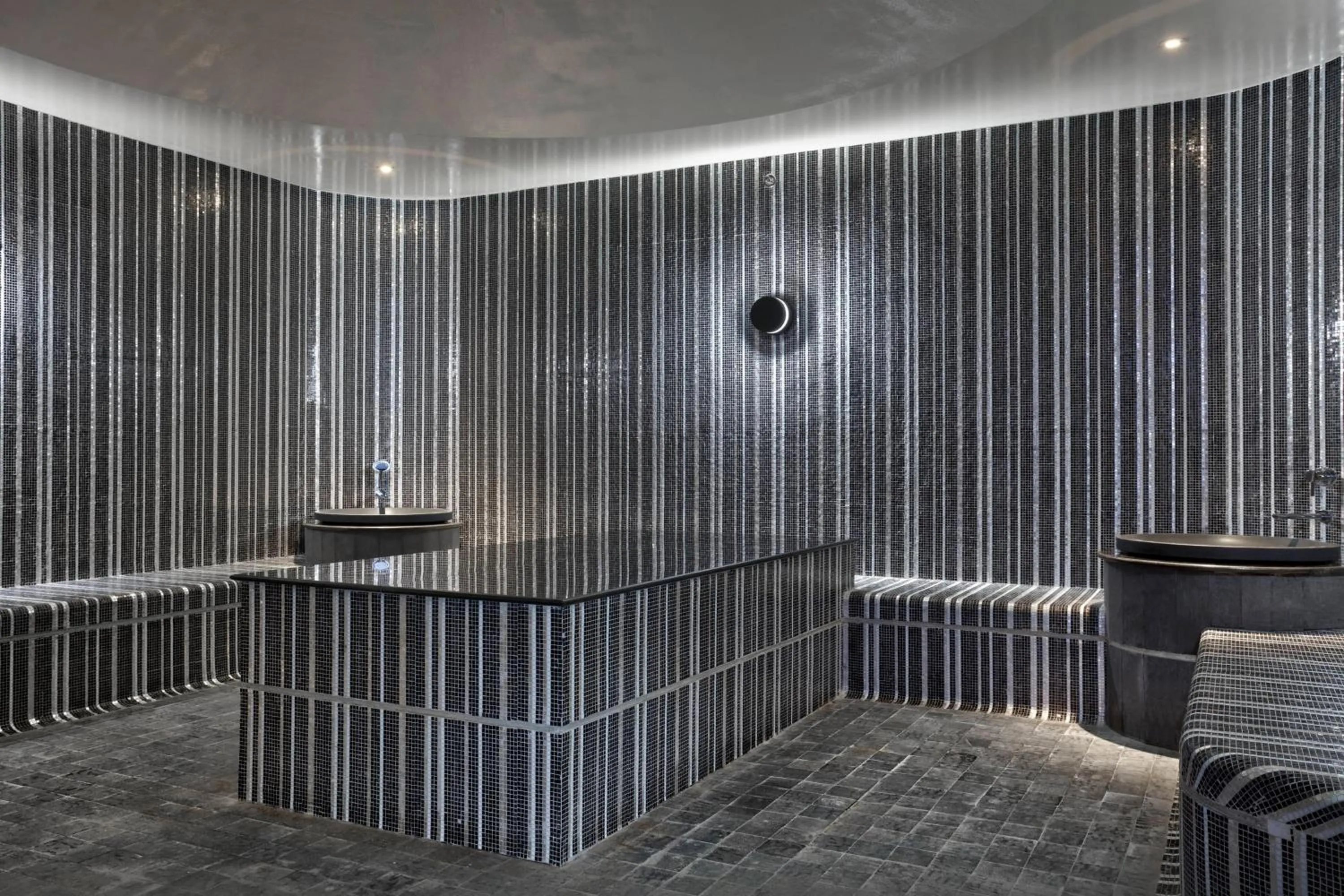 Spa and wellness centre/facilities in The Westin Doha Hotel & Spa