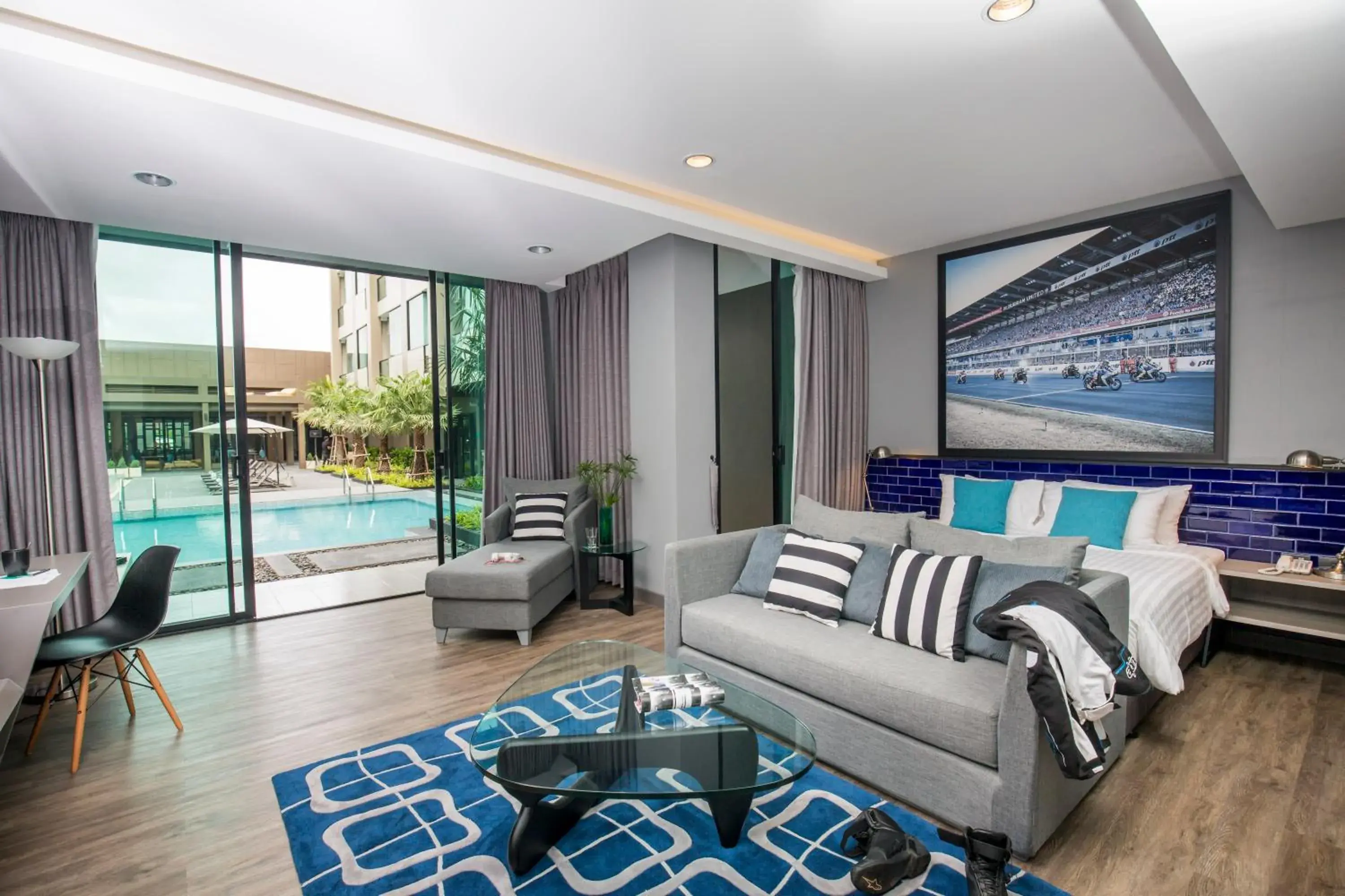 Grand Deluxe - Pool Access in The Crystal Hotel Buriram - formerly X2 Vibe Buriram Grand Deluxe - Pool Access in The Crystal Hotel Buriram - formerly X2 Vibe Buriram